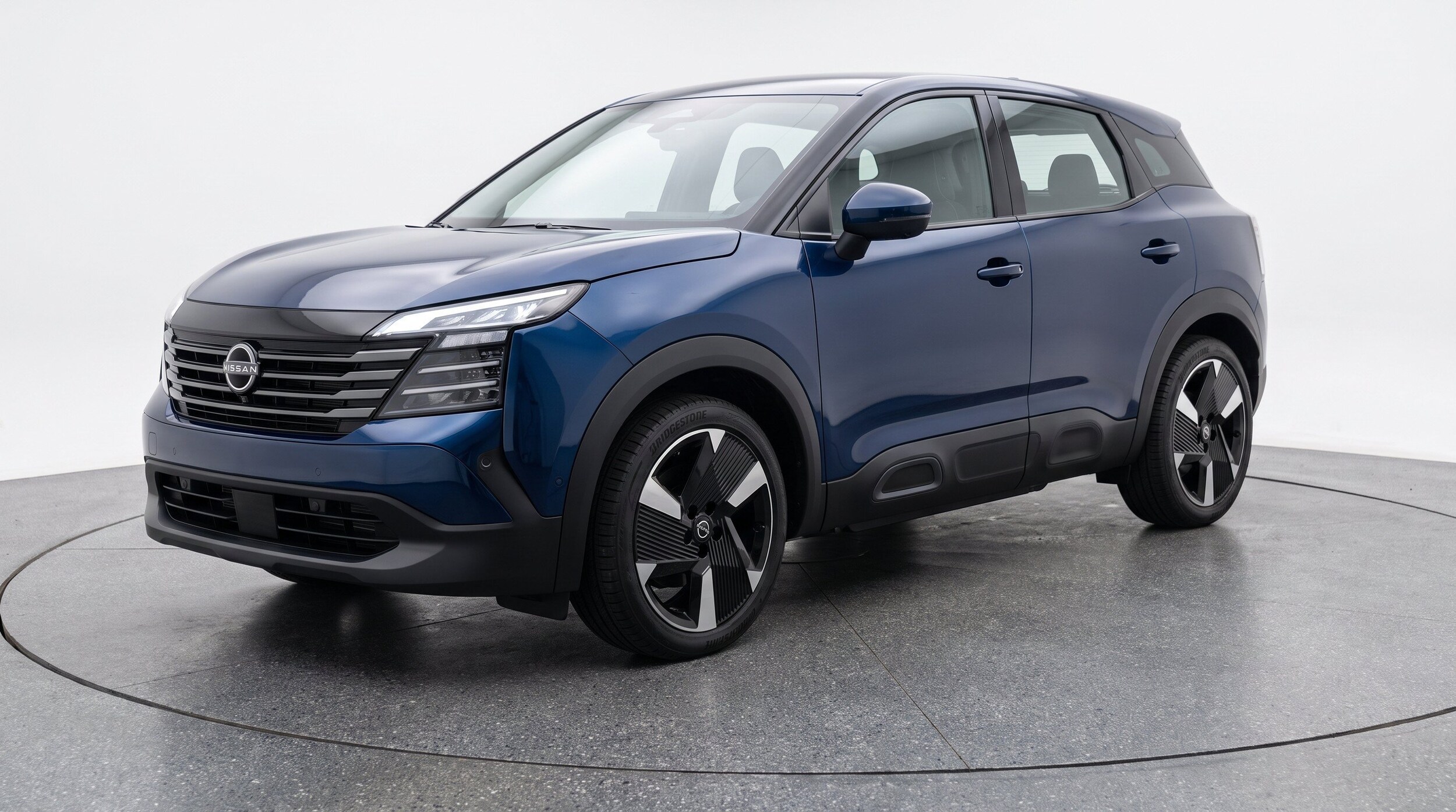 Thumbnail: 2026 Nissan Kicks - 3