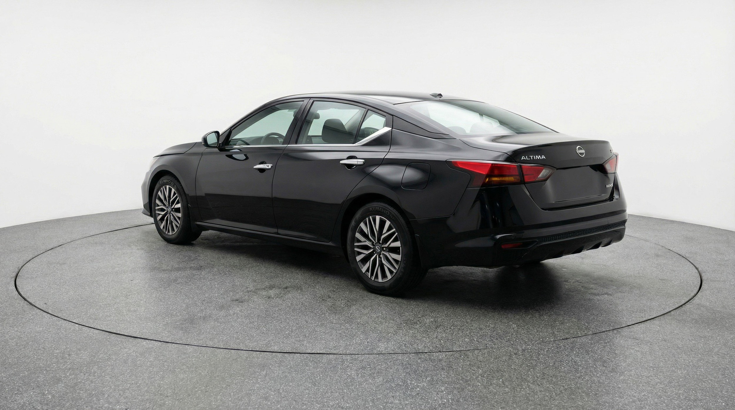 Thumbnail: 2025 Nissan Altima - 6