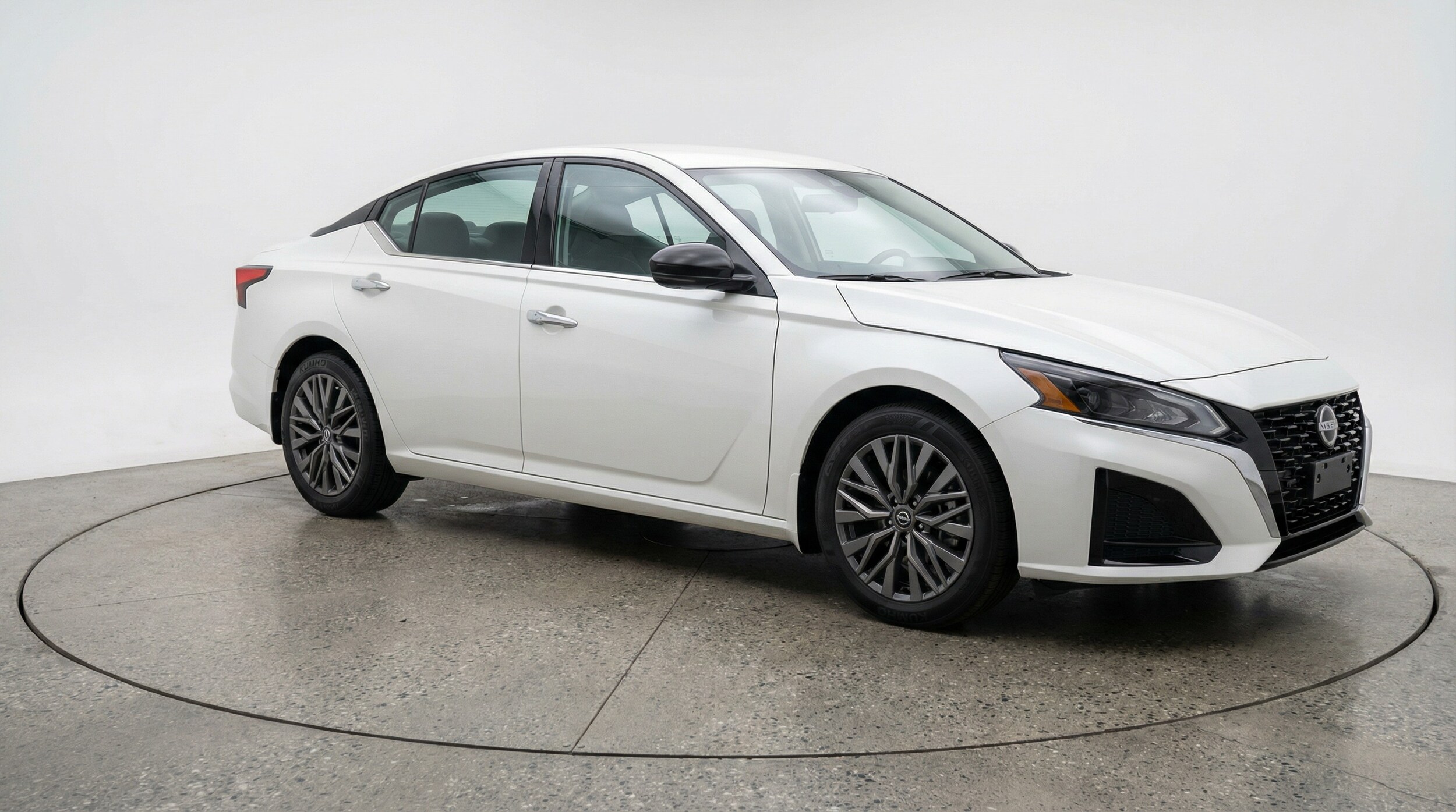 Thumbnail: 2025 Nissan Altima - 1