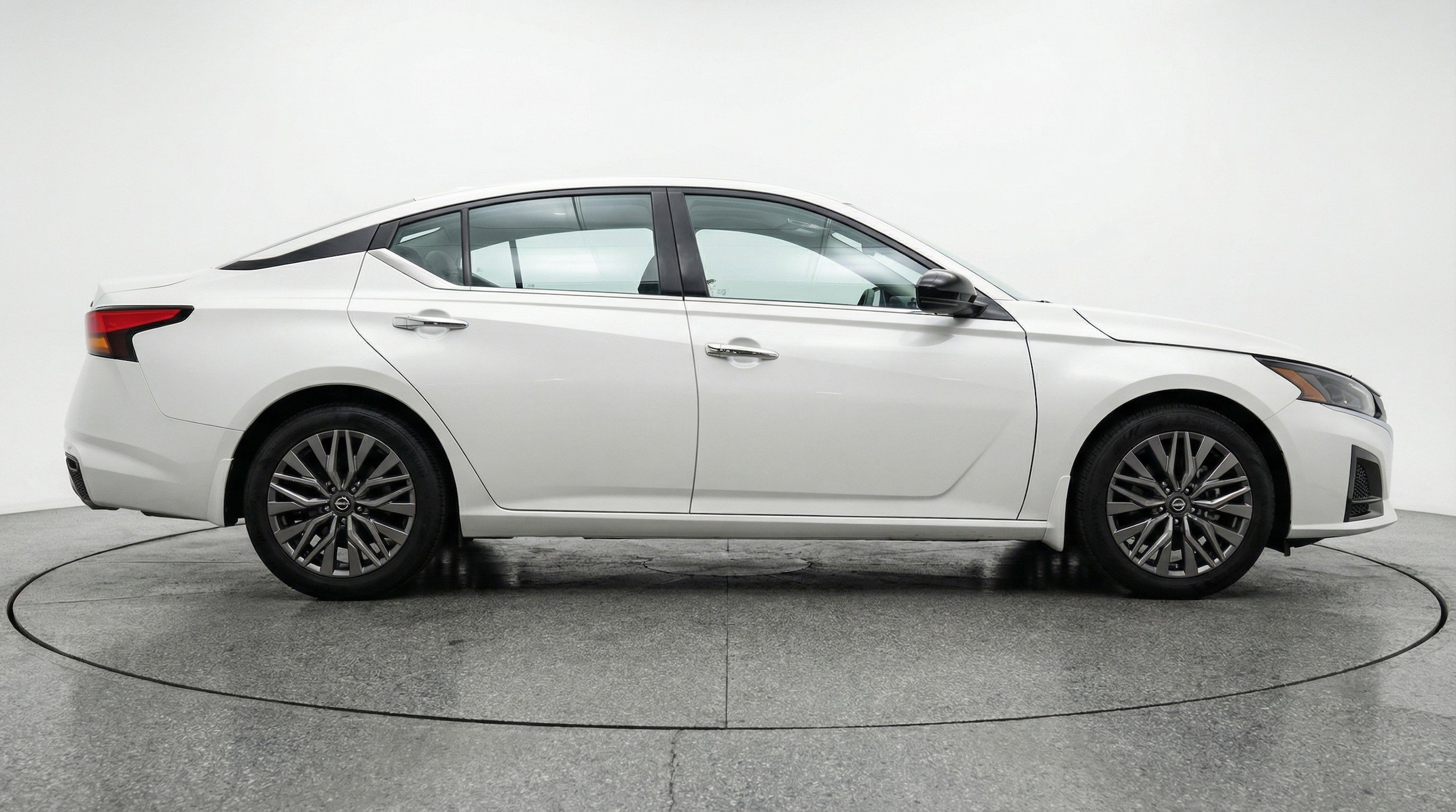 Thumbnail: 2025 Nissan Altima - 11