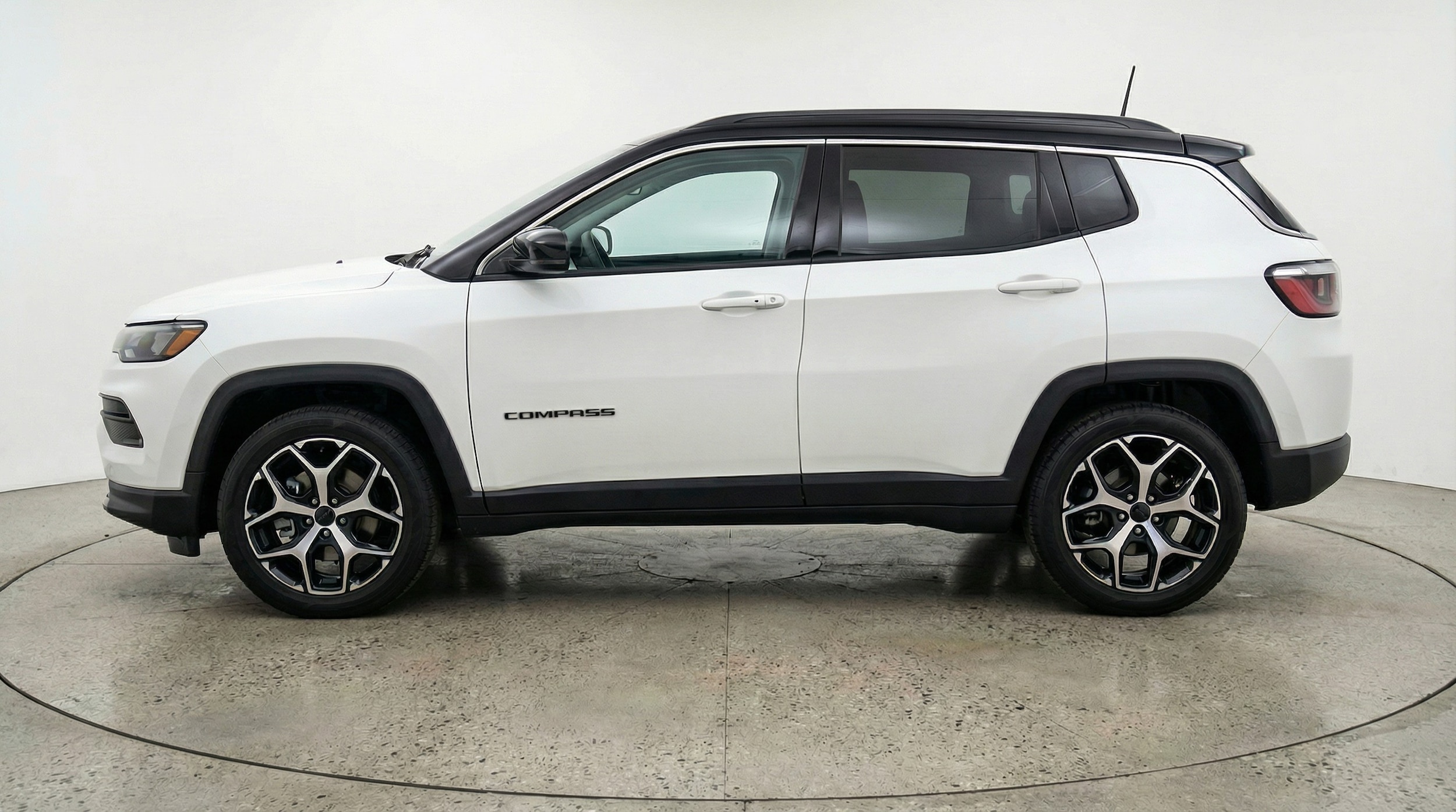 Thumbnail: 2025 Jeep Compass - 4