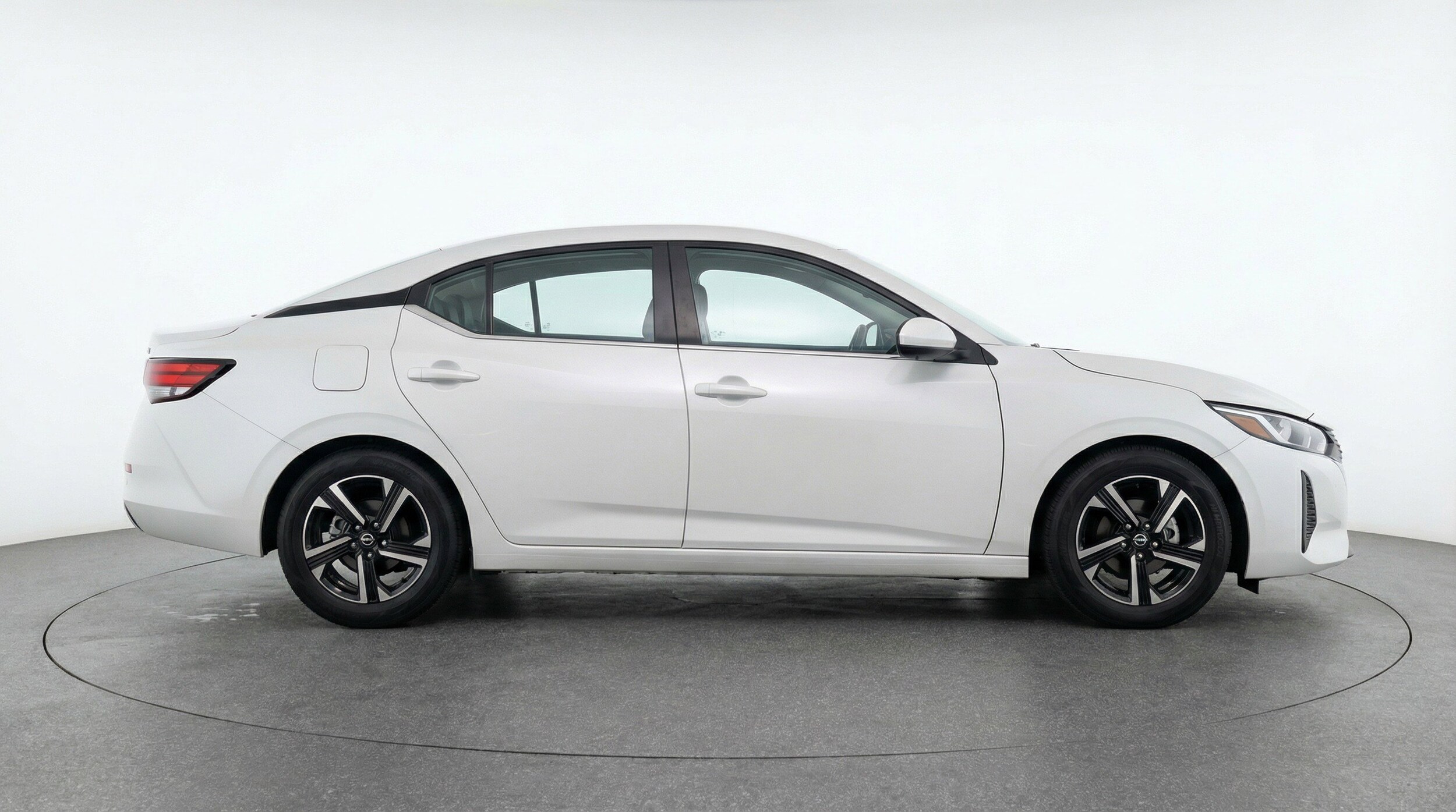 Thumbnail: 2025 Nissan Sentra - 11