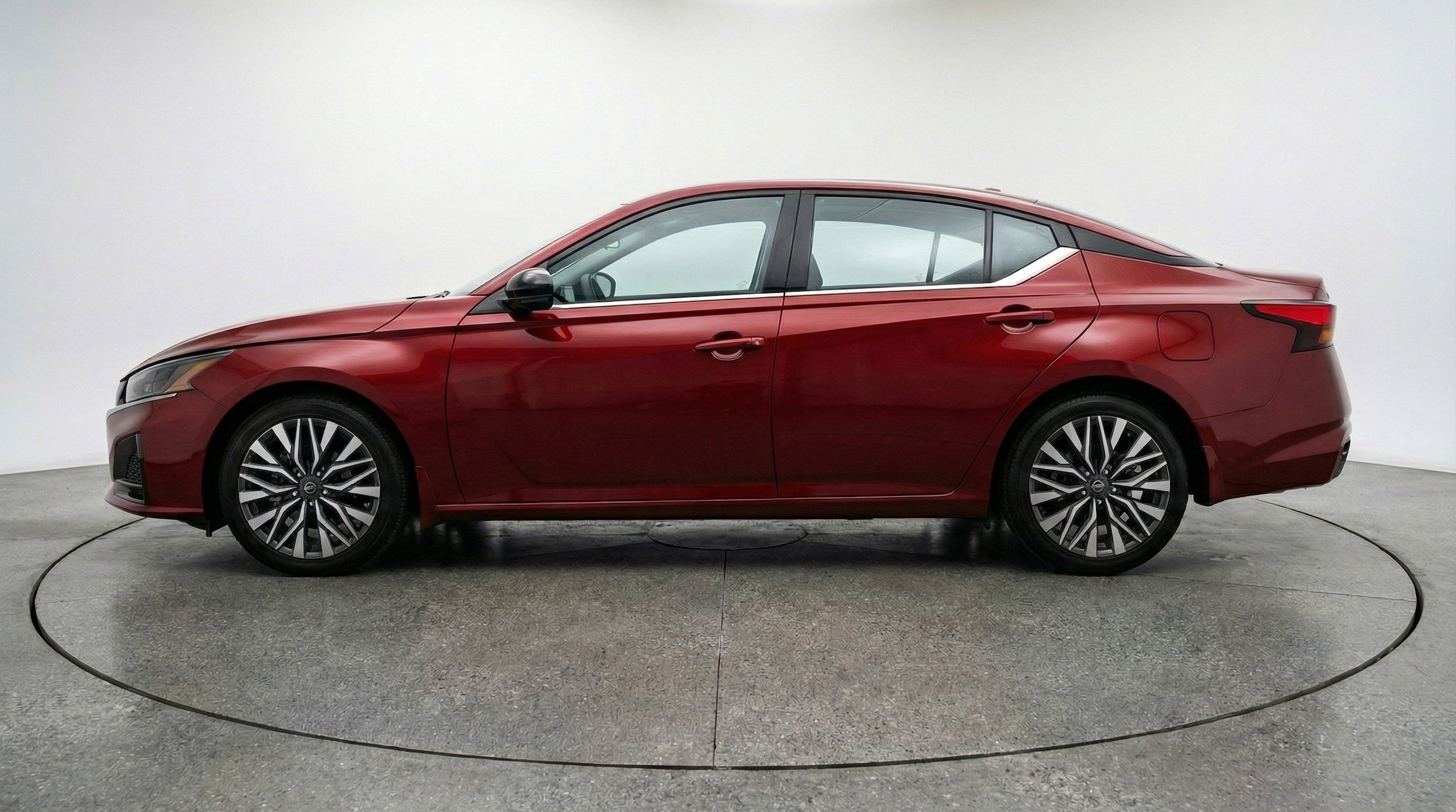 Thumbnail: 2025 Nissan Altima - 5