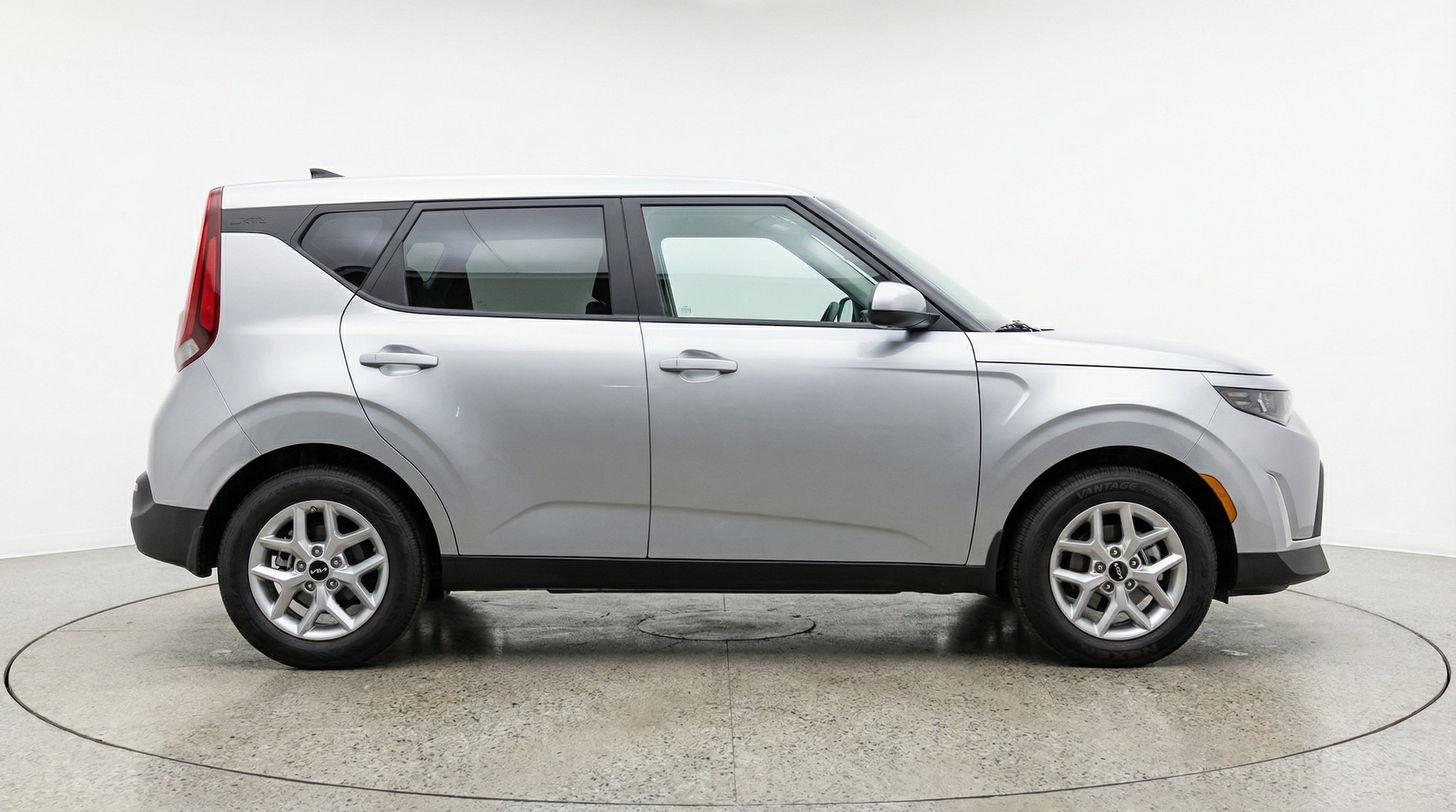 Thumbnail: 2025 Kia Soul - 8