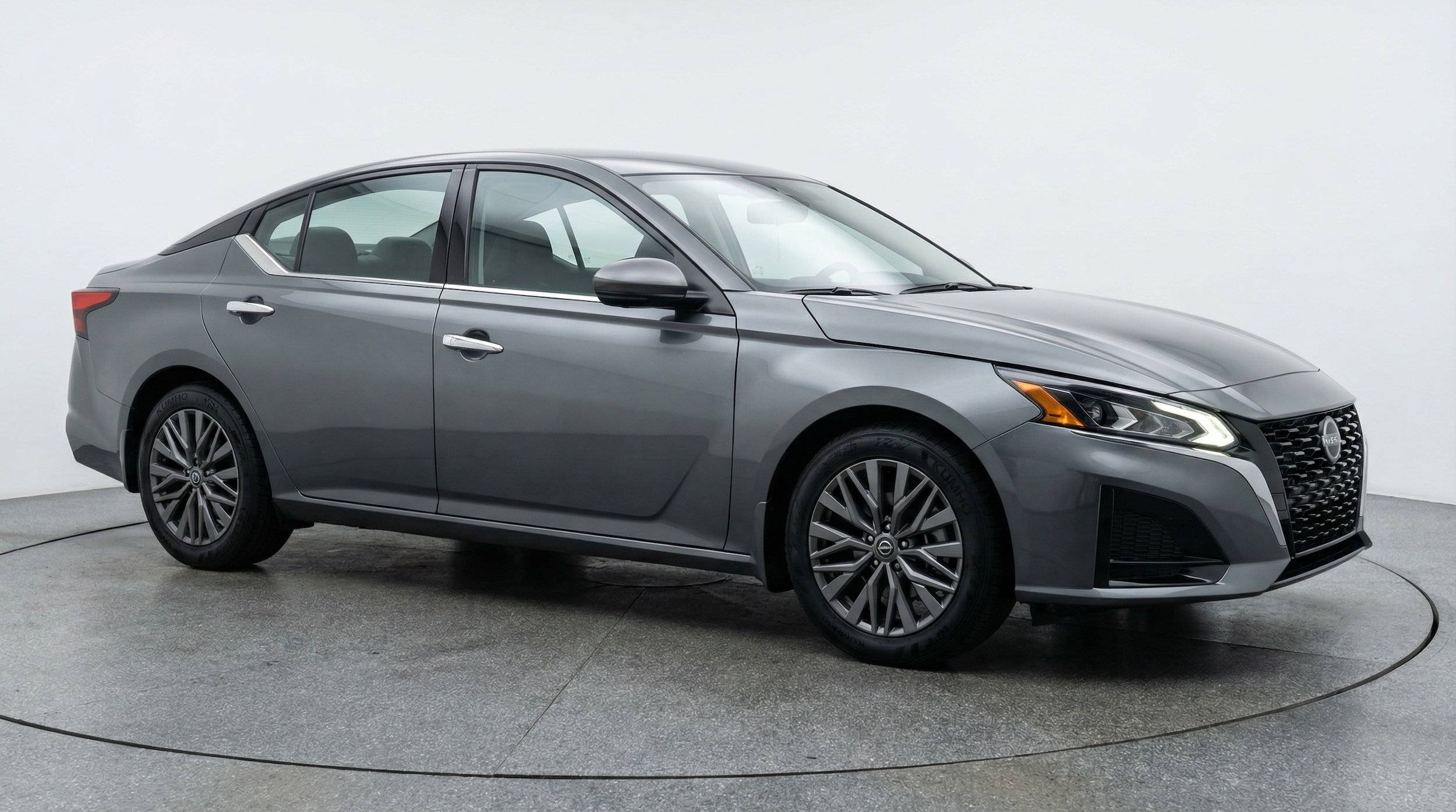 Thumbnail: 2025 Nissan Altima - 1