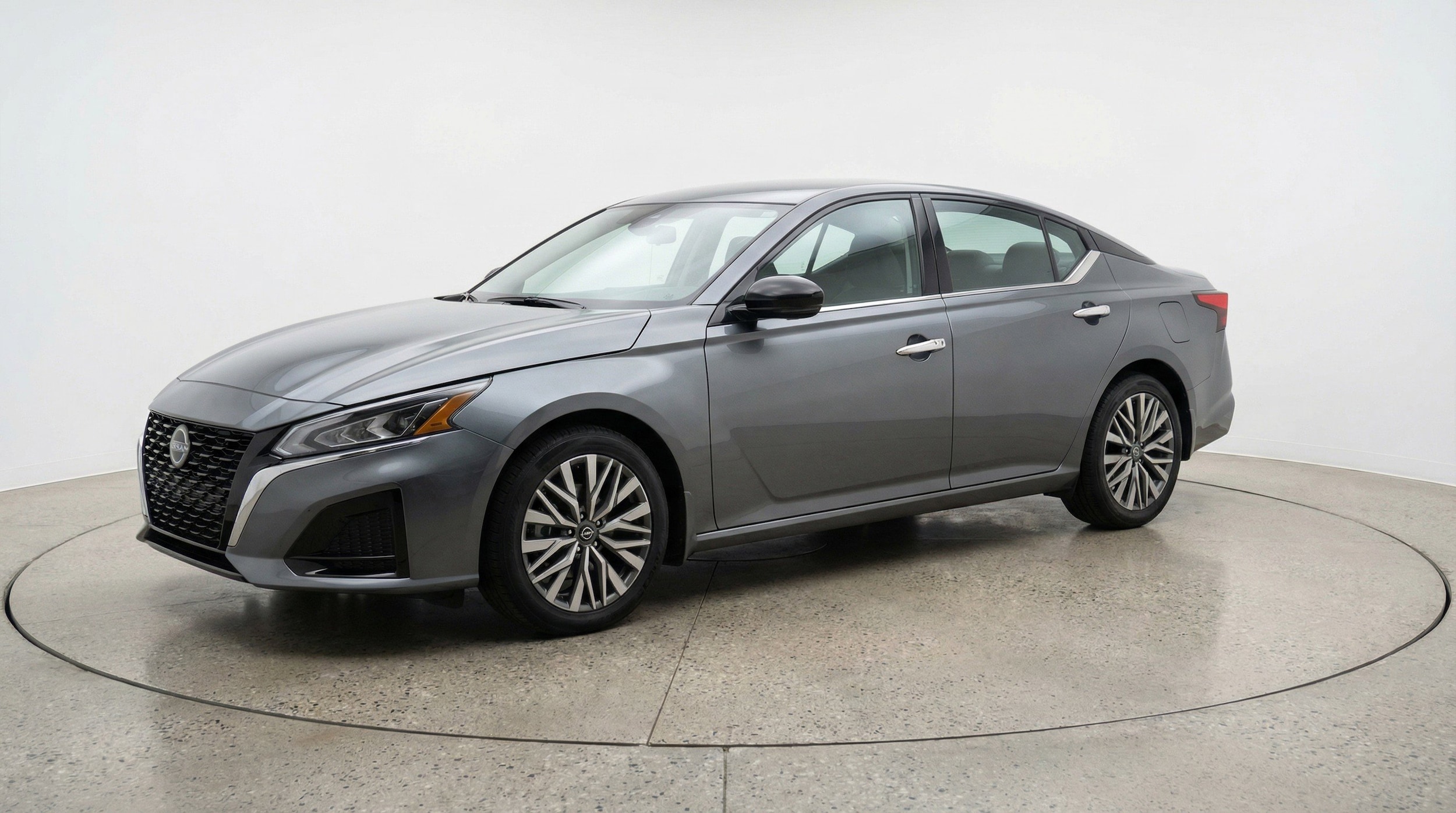 Thumbnail: 2025 Nissan Altima - 3