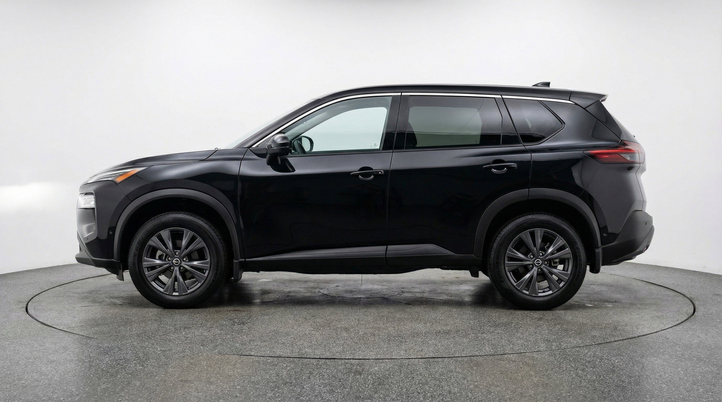 Thumbnail: 2025 Nissan Rogue - 5