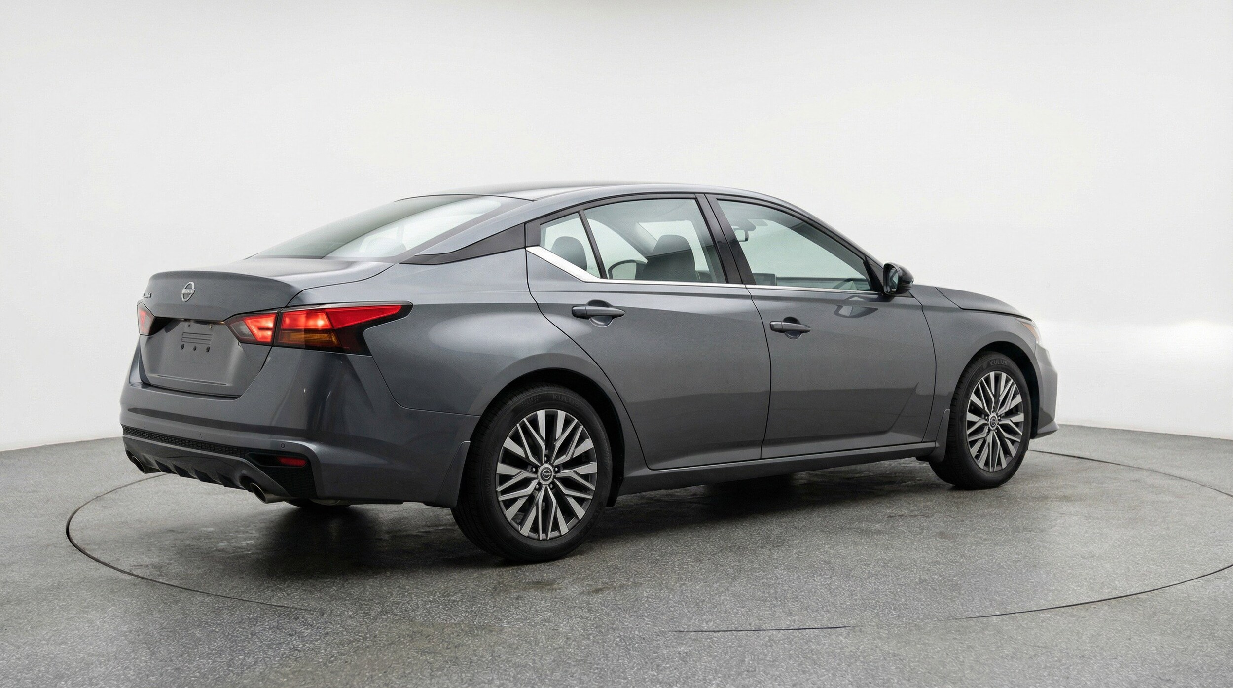 Thumbnail: 2025 Nissan Altima - 9