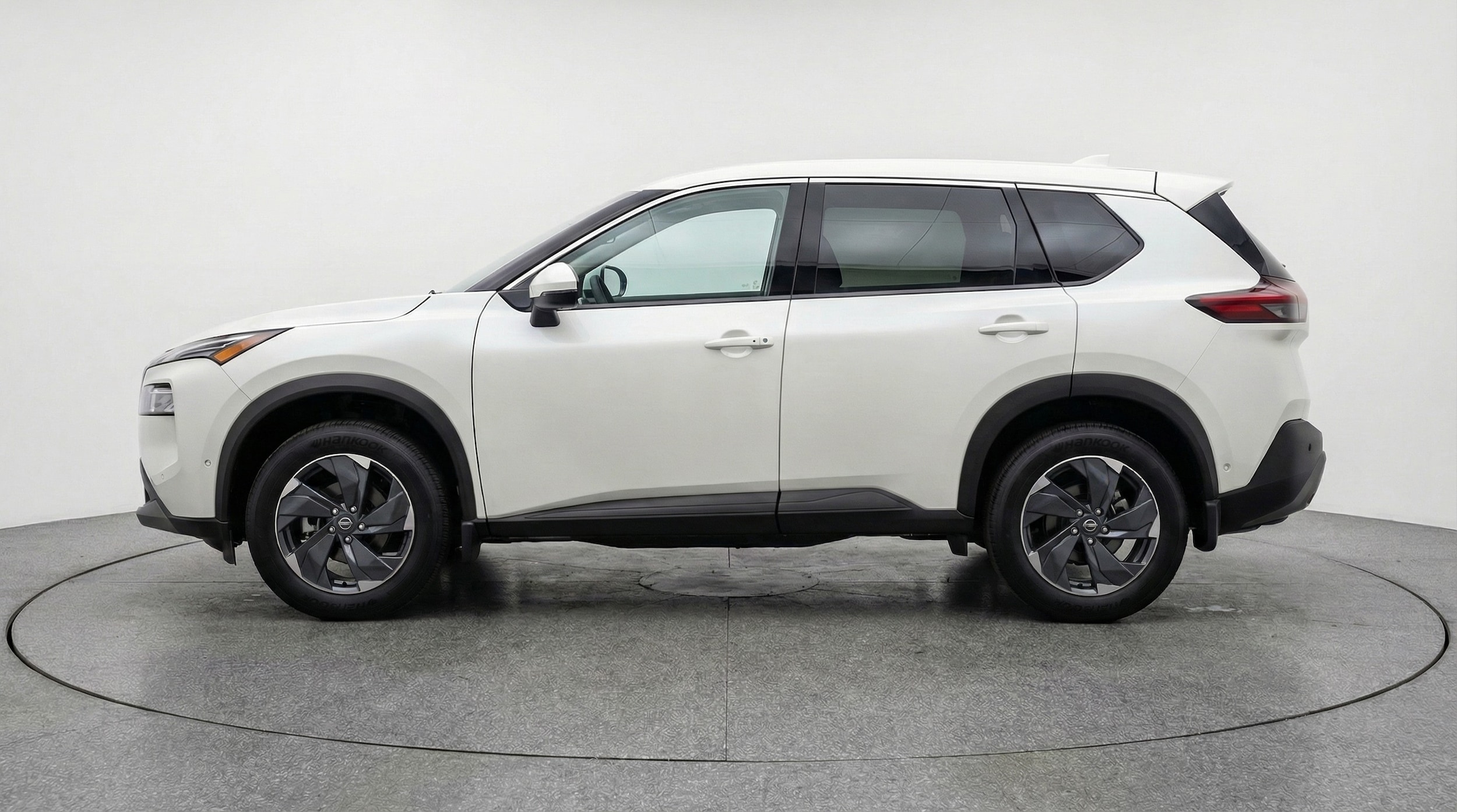 Thumbnail: 2025 Nissan Rogue - 4