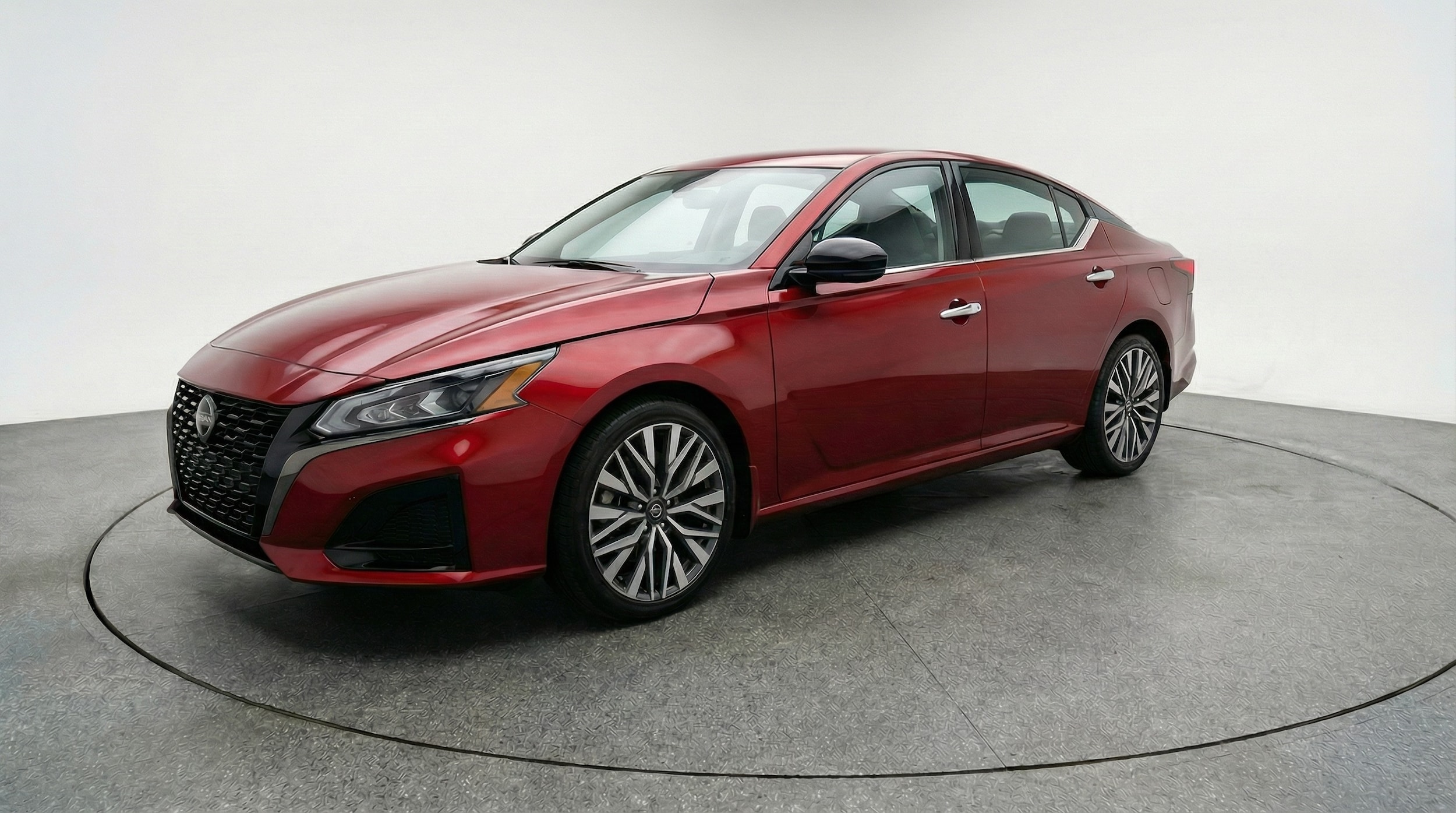 Thumbnail: 2025 Nissan Altima - 3