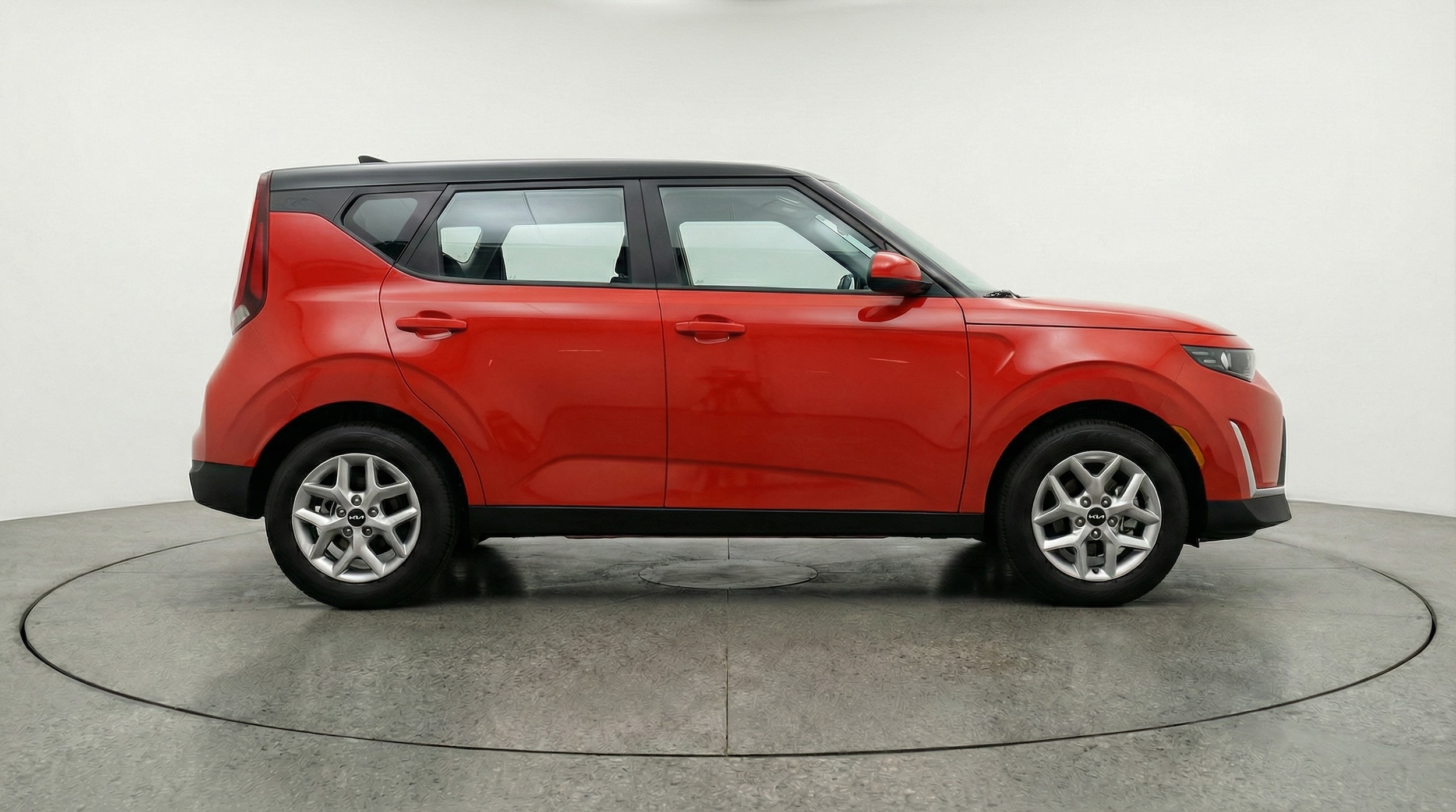 Thumbnail: 2025 Kia Soul - 8