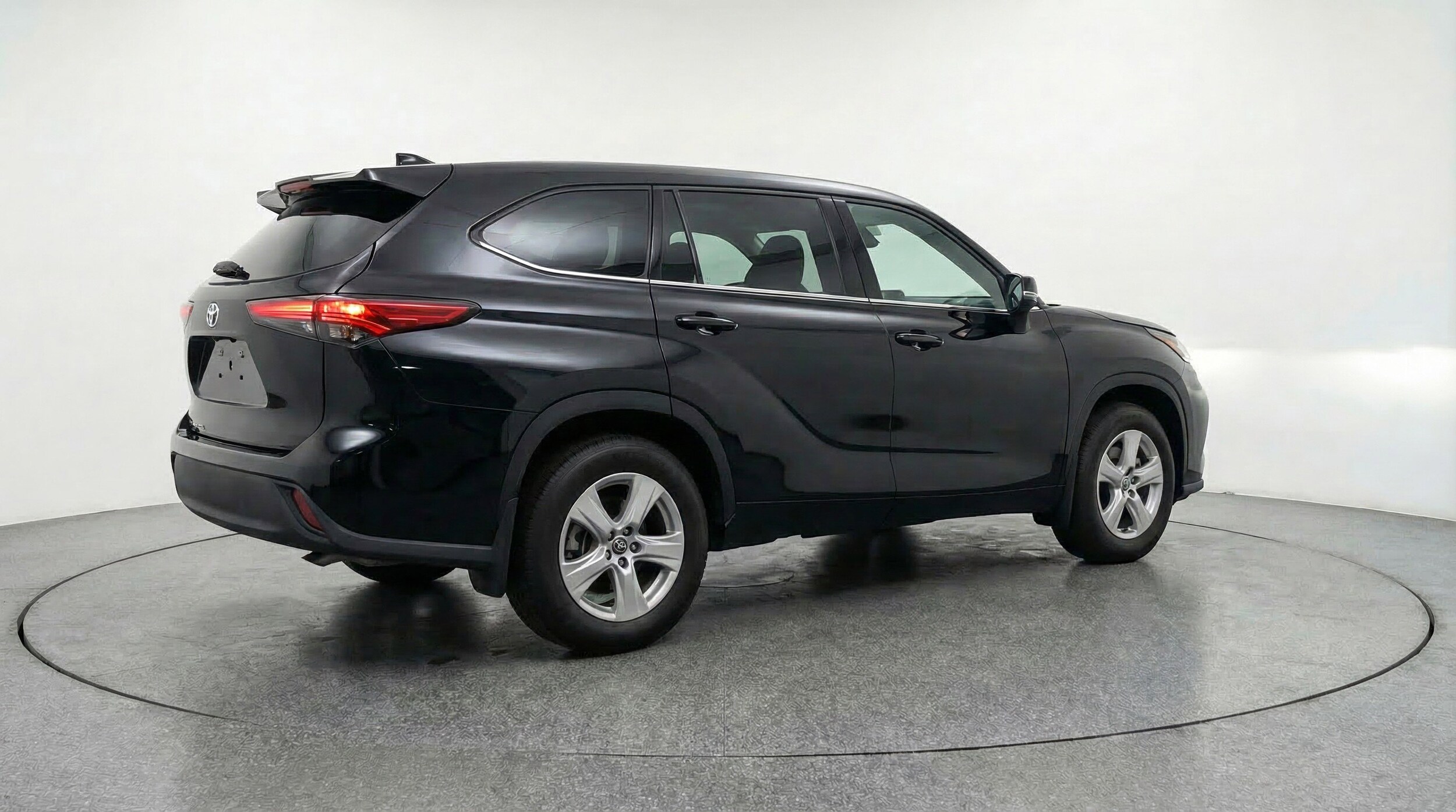 Thumbnail: 2025 Toyota Highlander - 9