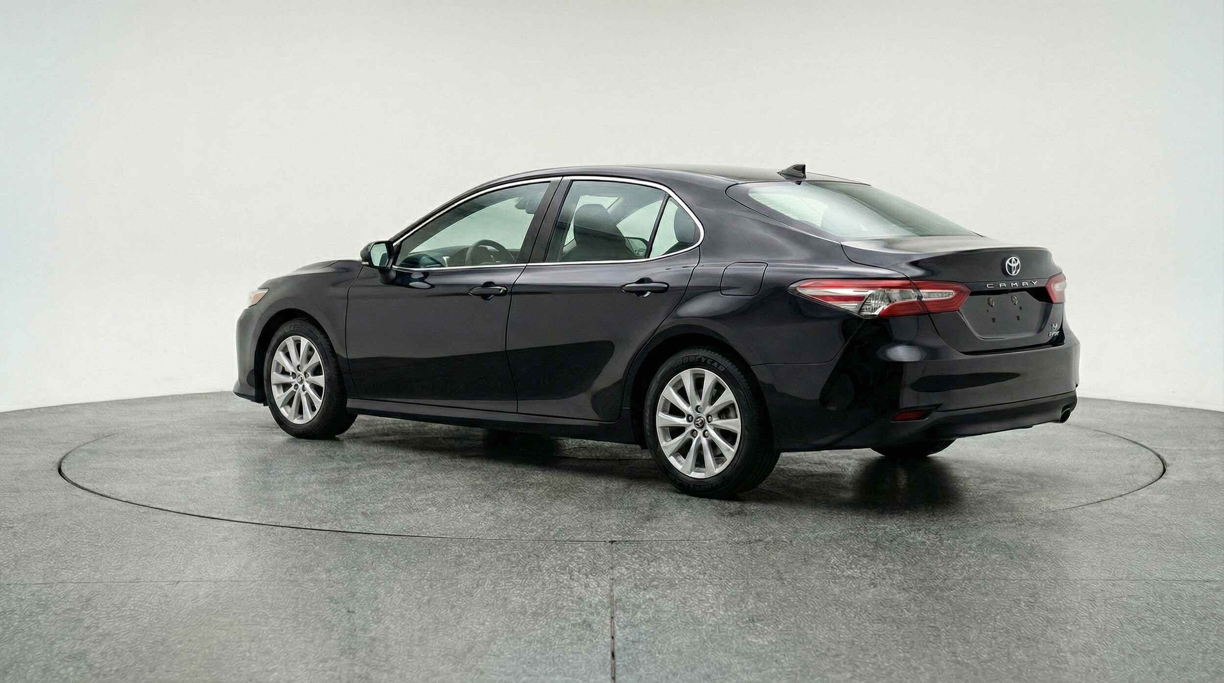 Thumbnail: 2025 Toyota Camry - 6