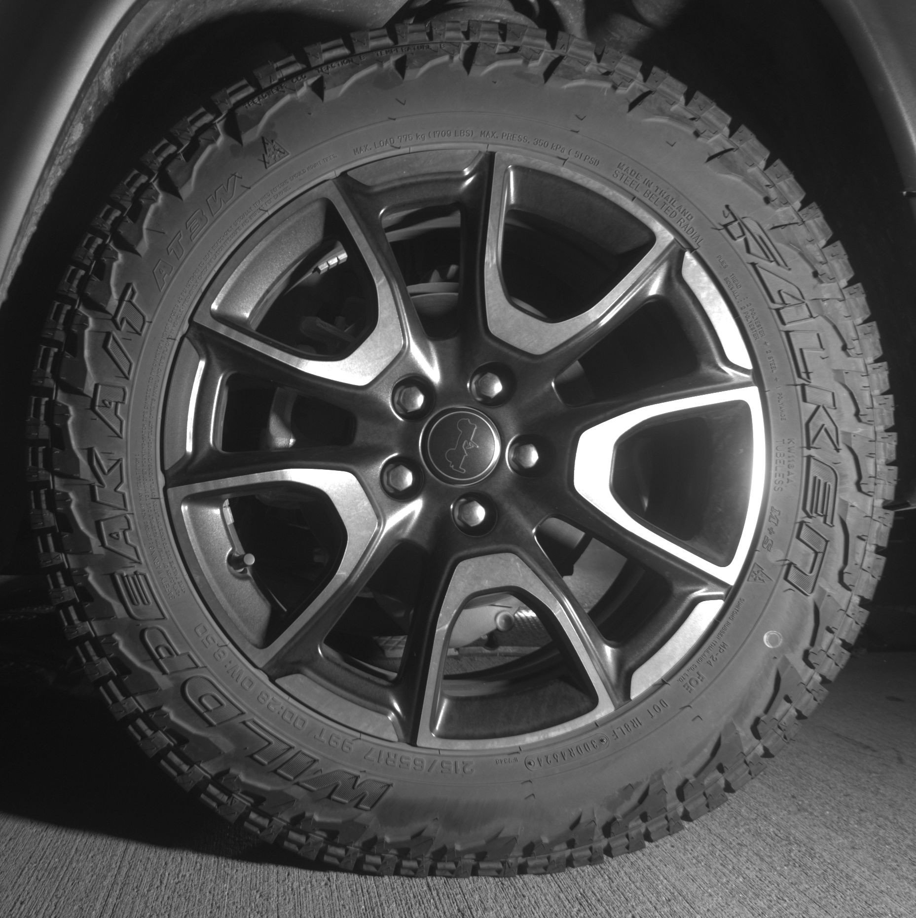 Thumbnail: 2025 Jeep Compass - 14