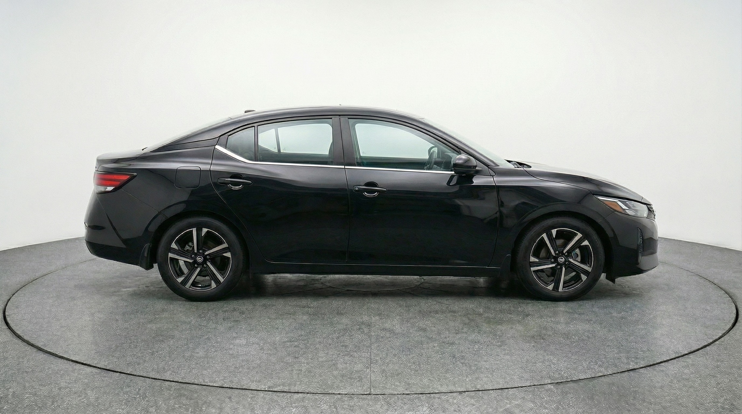 Thumbnail: 2025 Nissan Sentra - 8