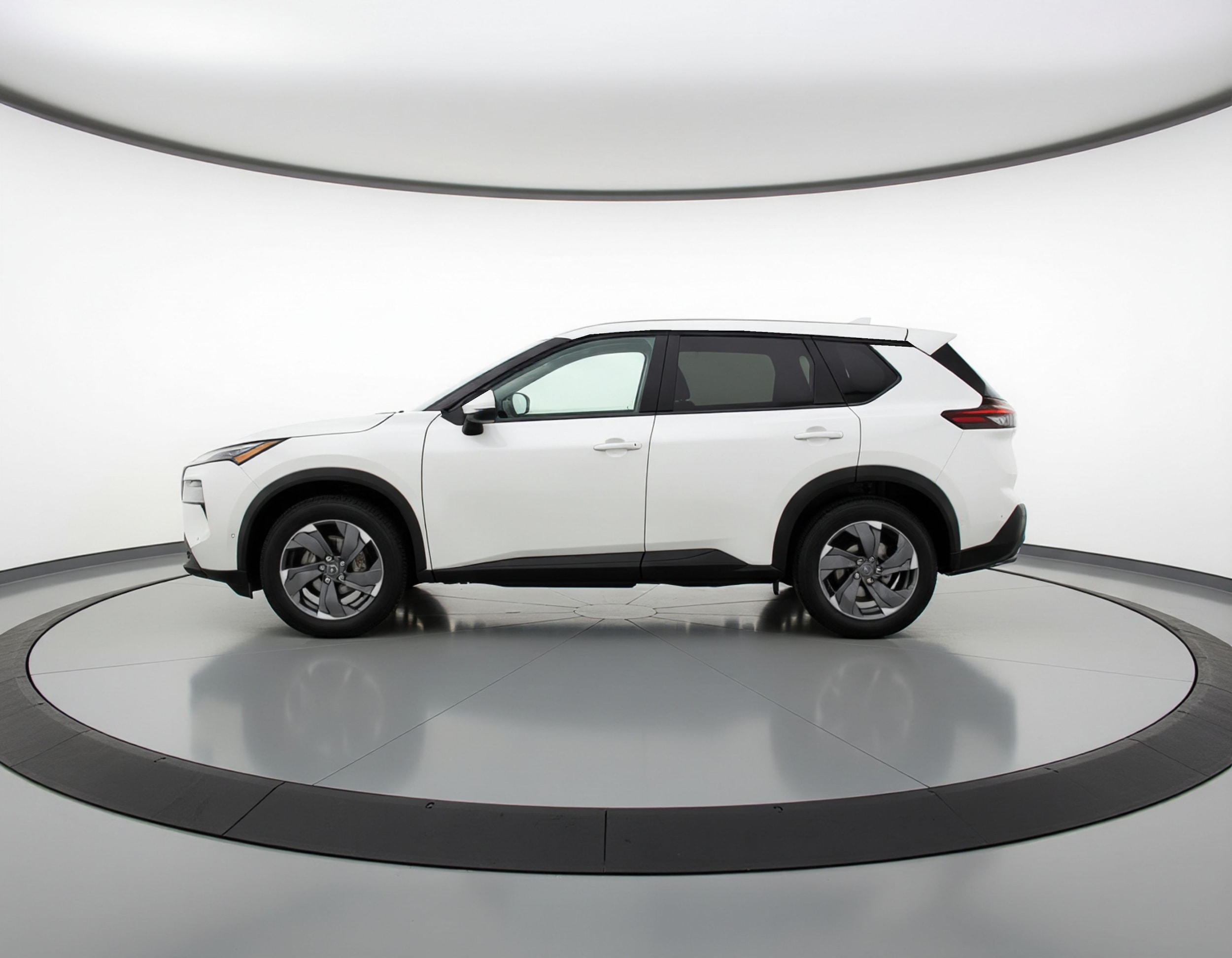 Thumbnail: 2025 Nissan Rogue - 4