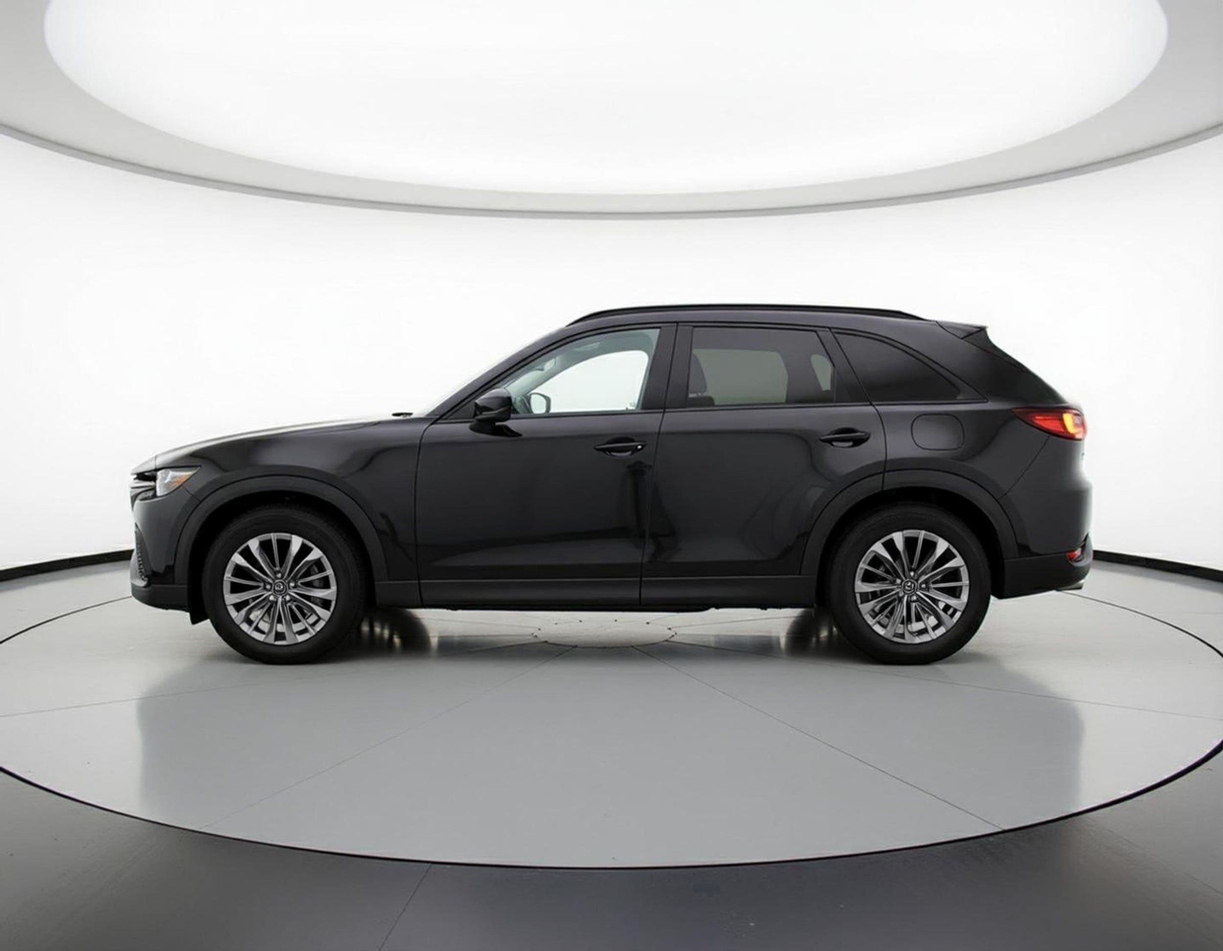 Thumbnail: 2025 Mazda CX-70 - 4