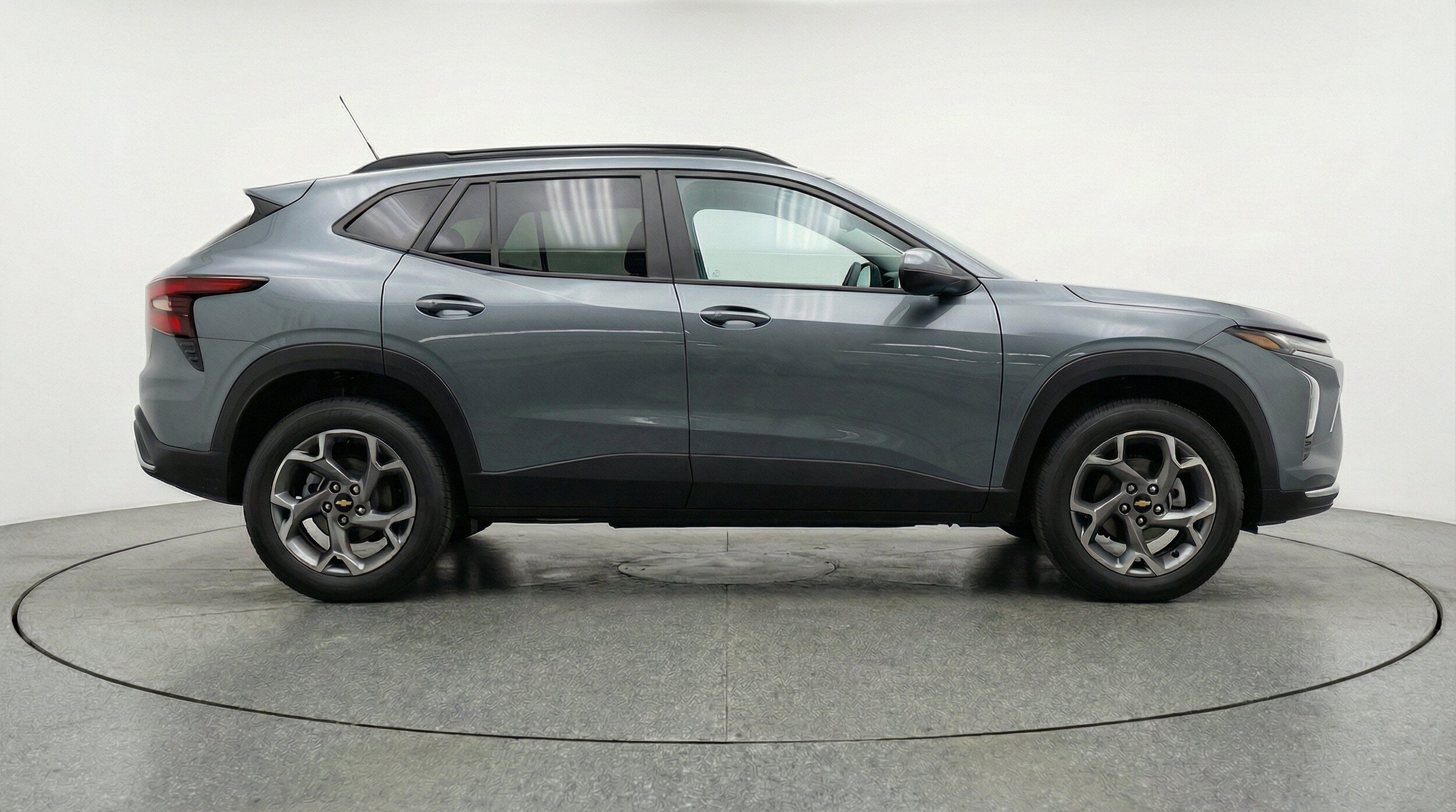 Thumbnail: 2025 Chevrolet Trax - 11