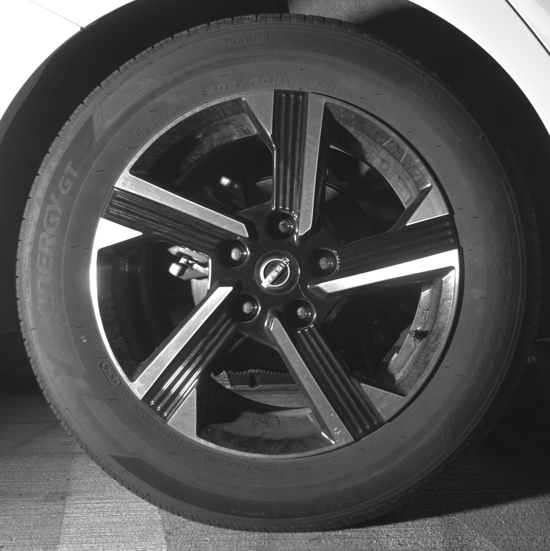 Thumbnail: 2025 Nissan Sentra - 15