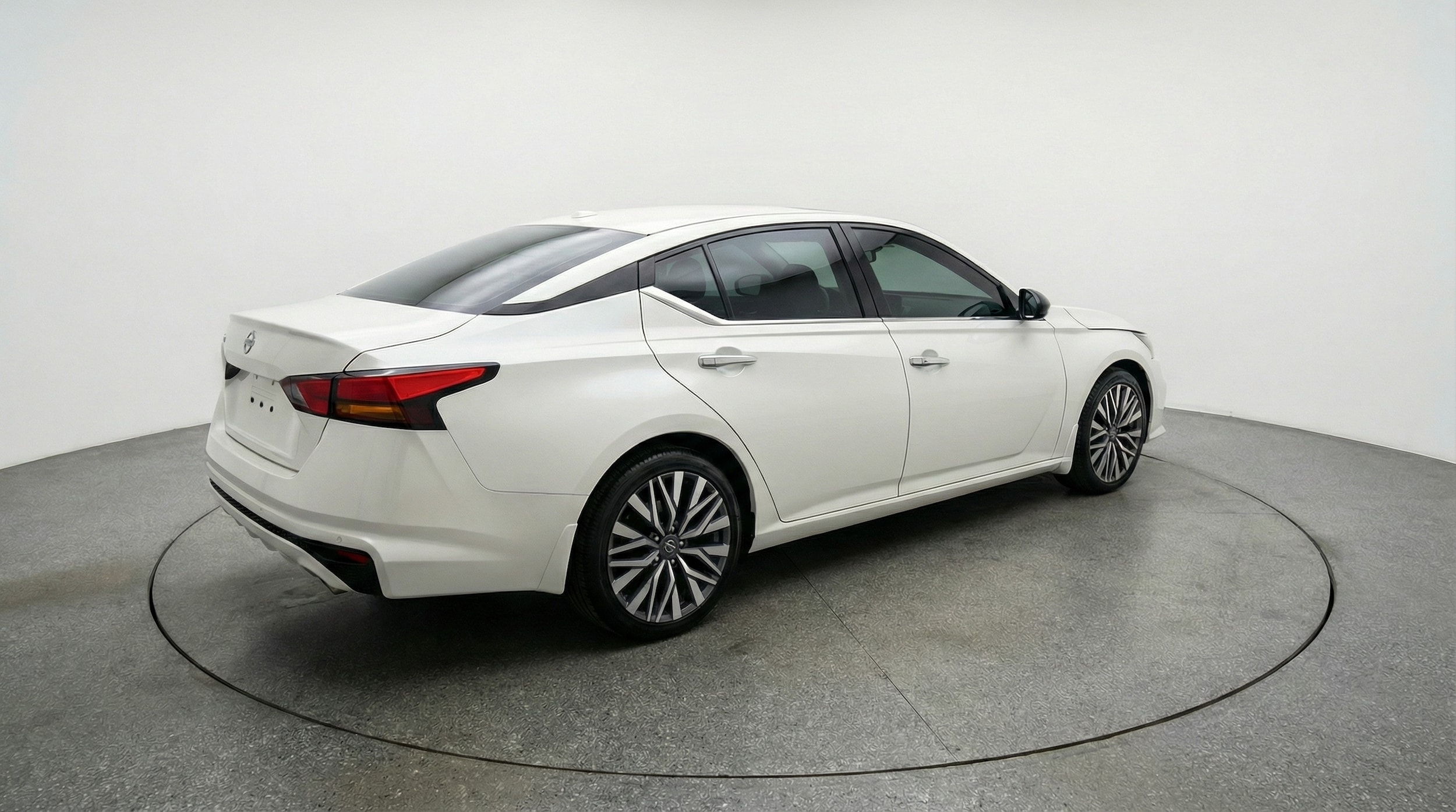 Thumbnail: 2025 Nissan Altima - 7