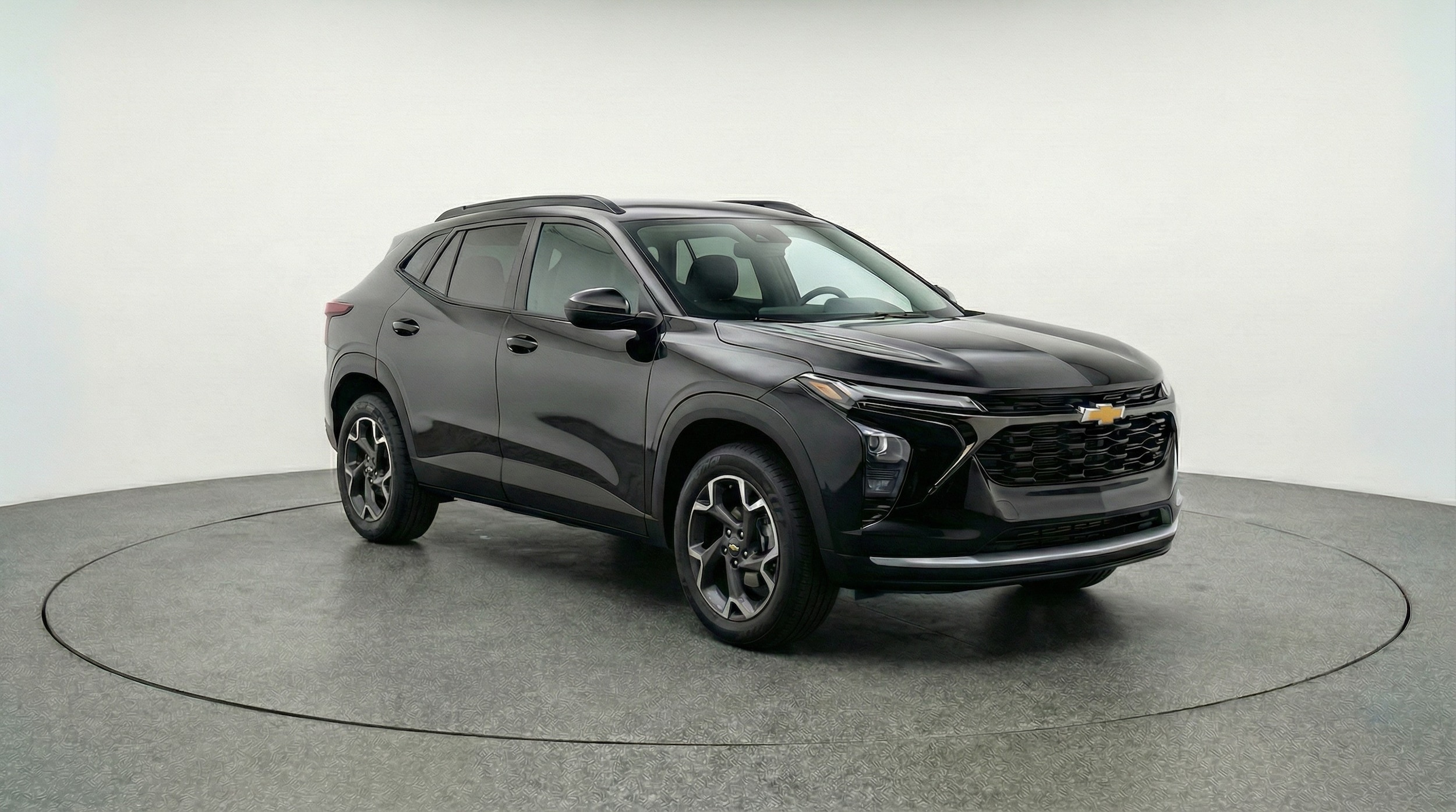 Thumbnail: 2025 Chevrolet Trax - 1