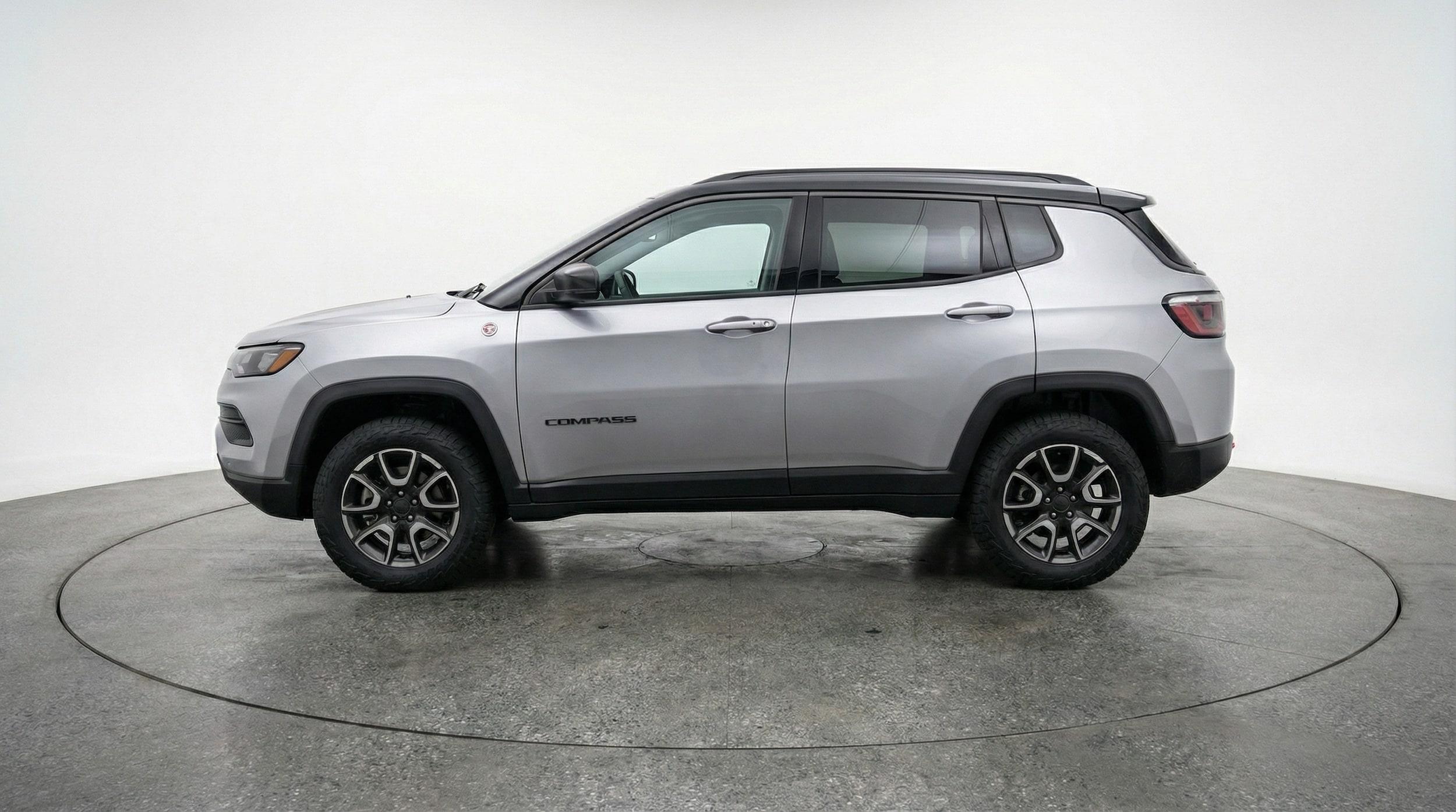 Thumbnail: 2025 Jeep Compass - 4