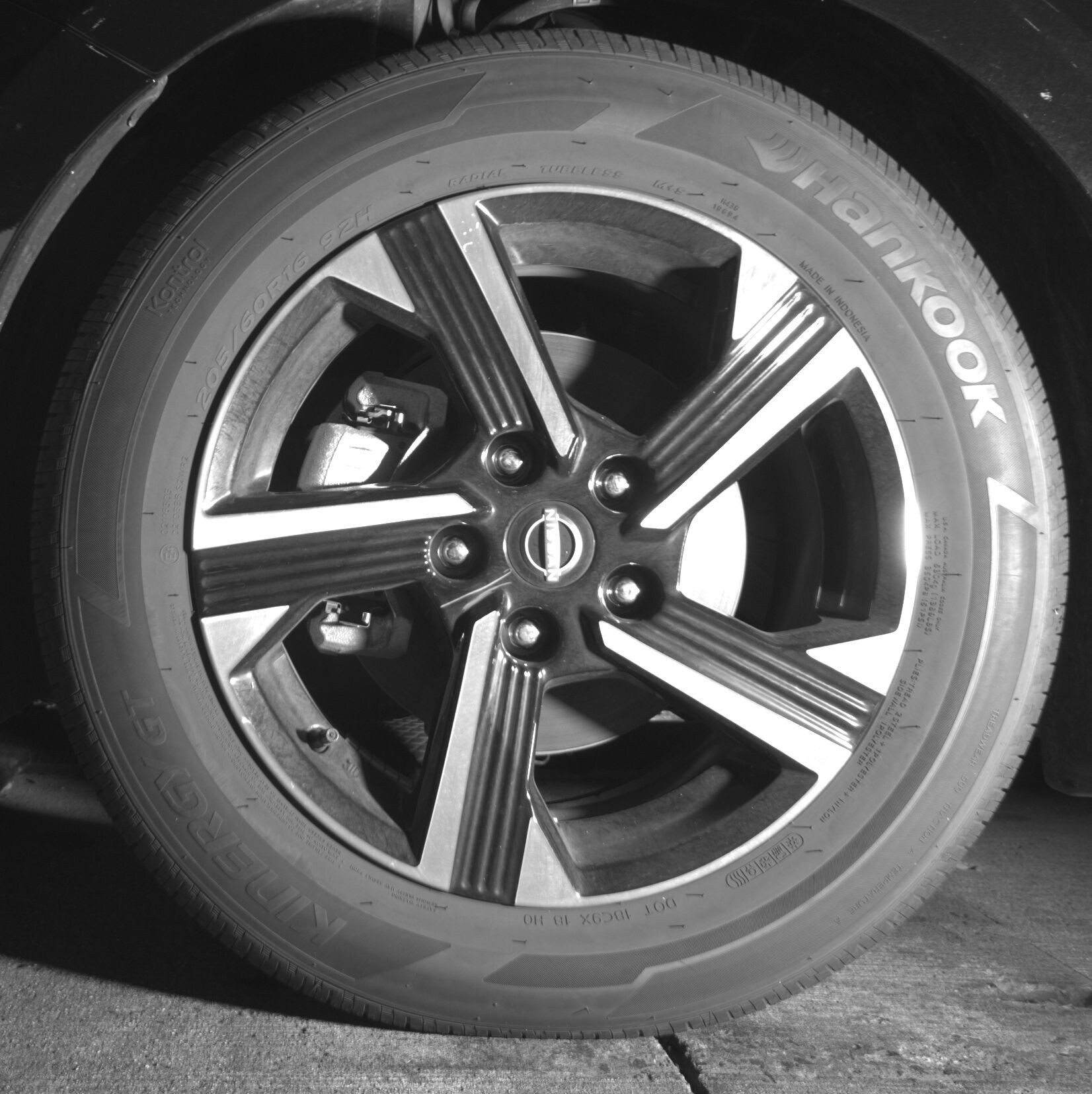 Thumbnail: 2025 Nissan Sentra - 9