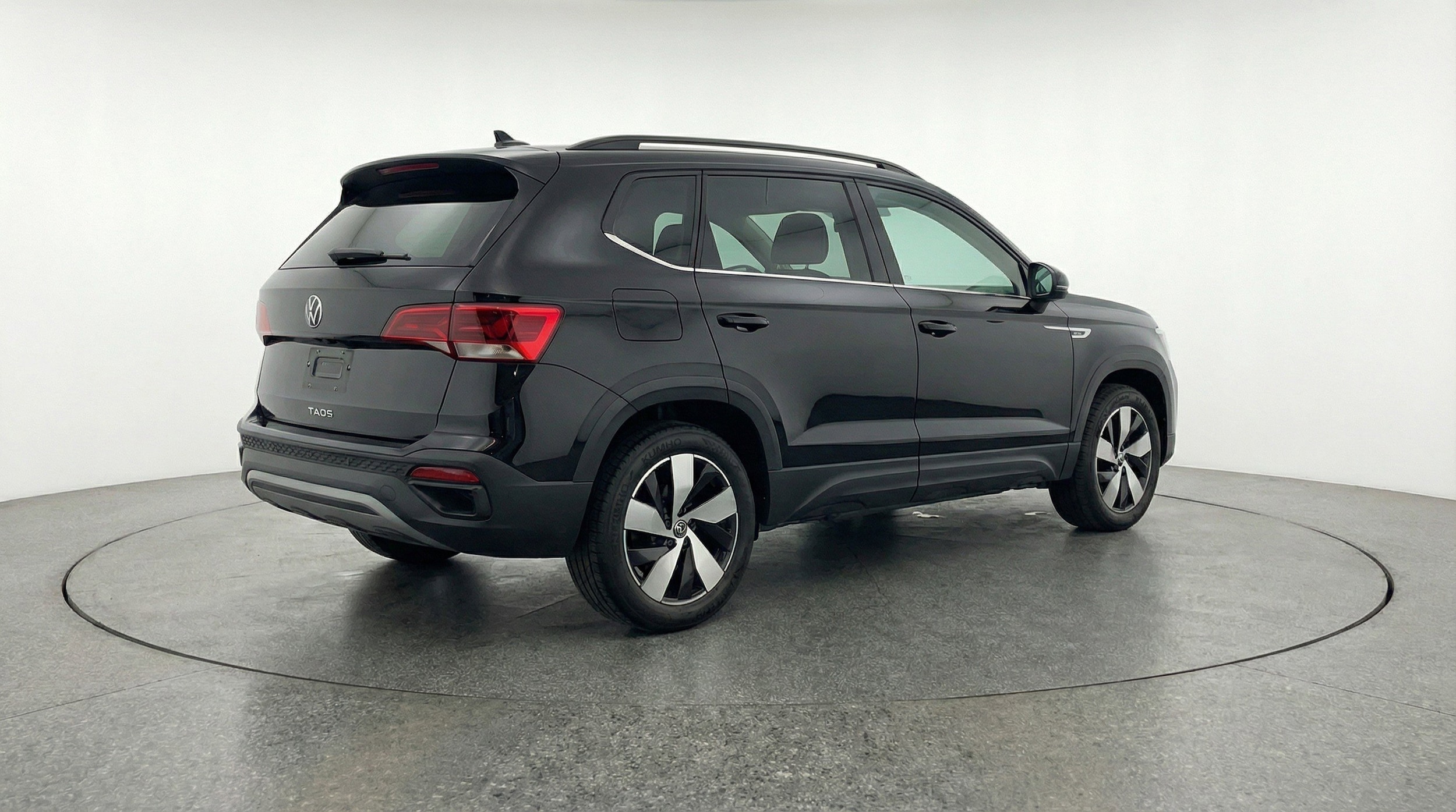 Thumbnail: 2025 Volkswagen Taos - 9