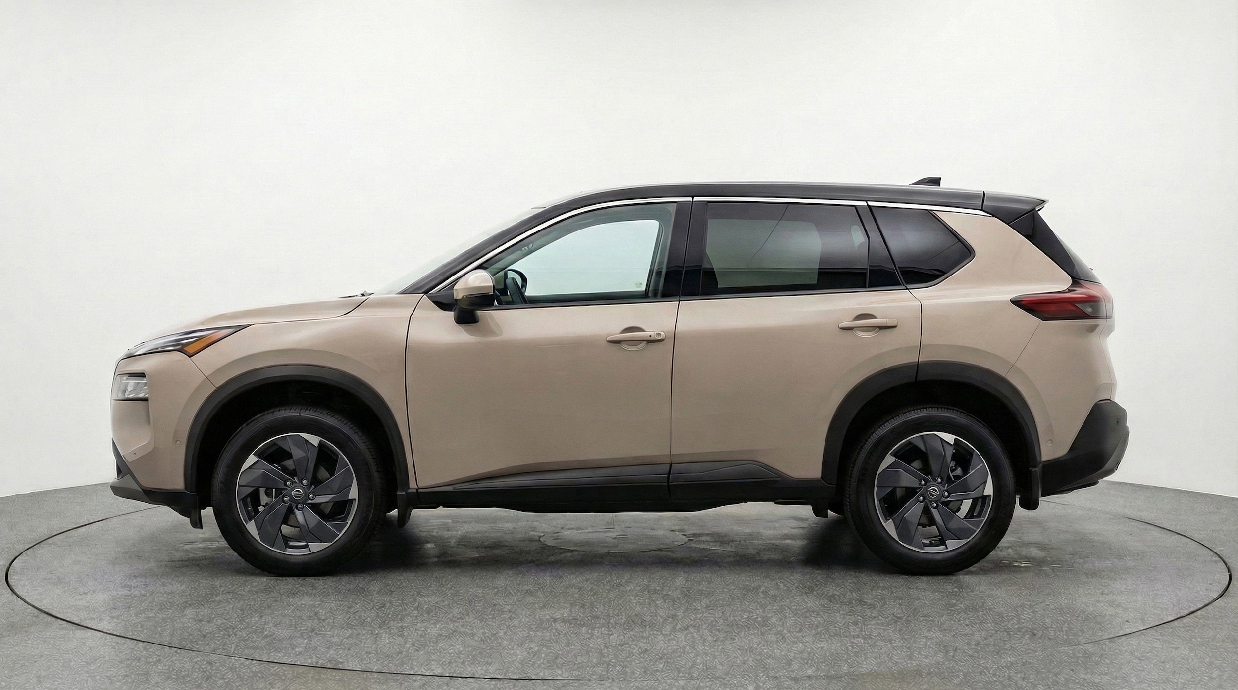 Thumbnail: 2025 Nissan Rogue - 5