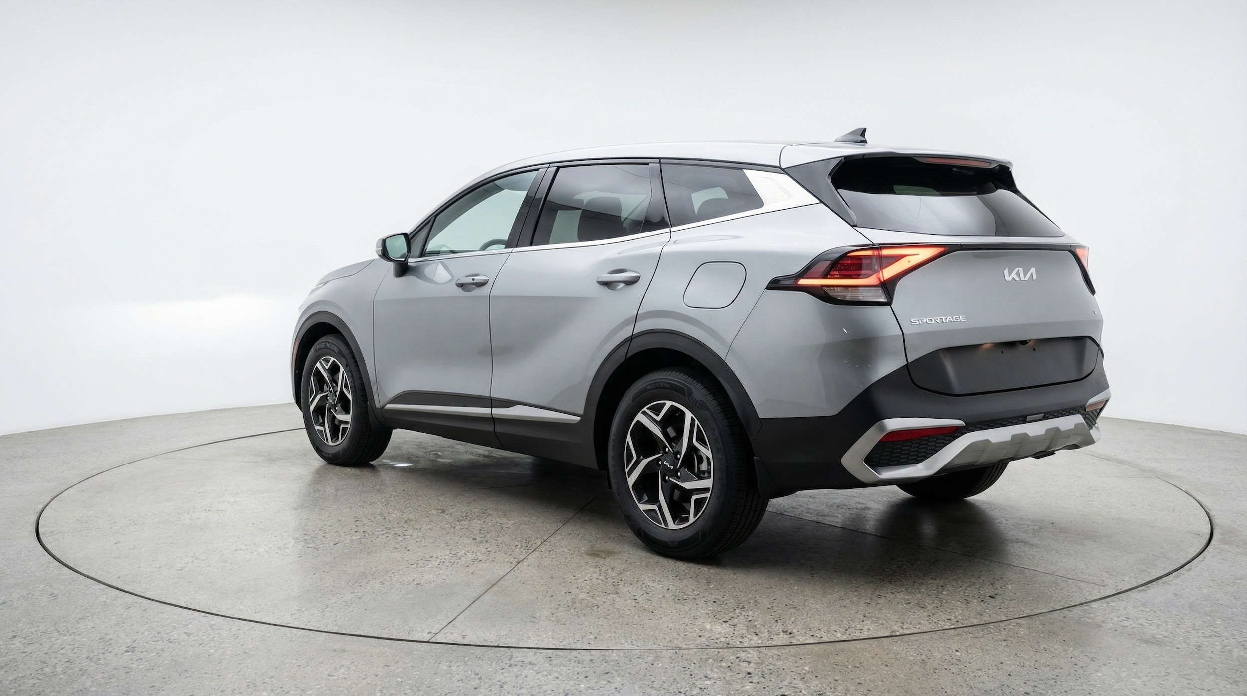 Thumbnail: 2025 Kia Sportage - 5