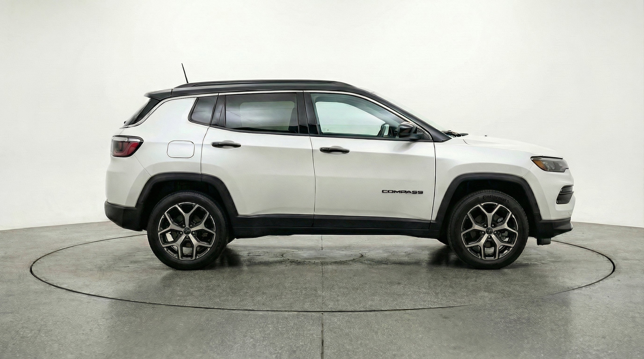 Thumbnail: 2025 Jeep Compass - 11