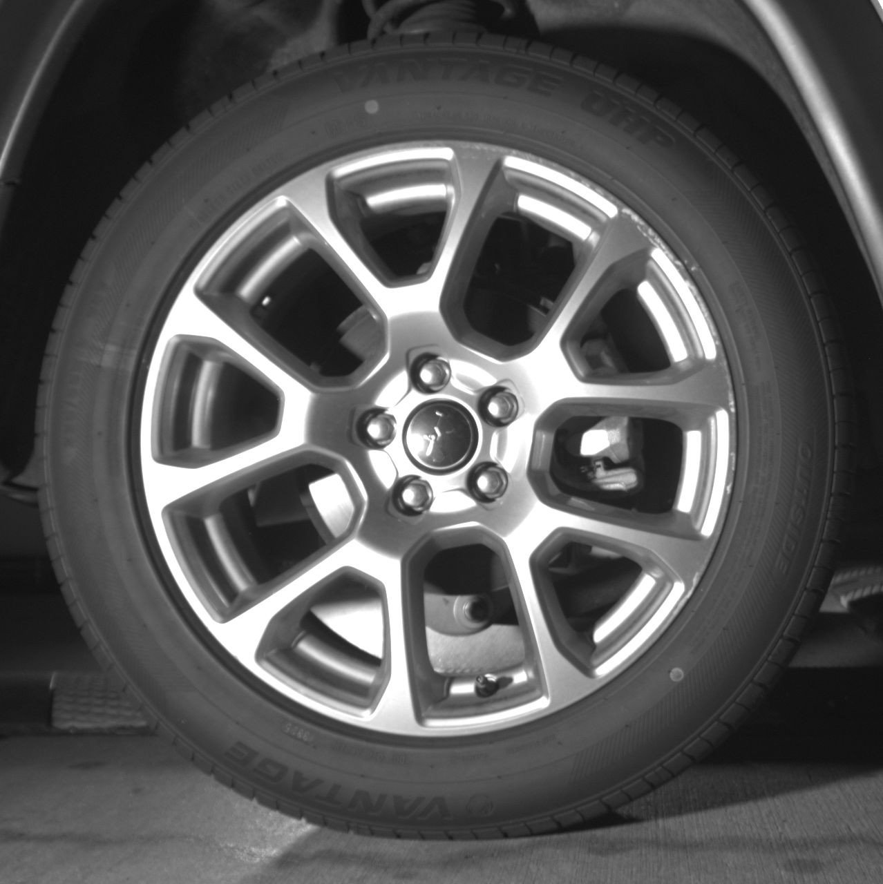 Thumbnail: 2025 Jeep Compass - 15