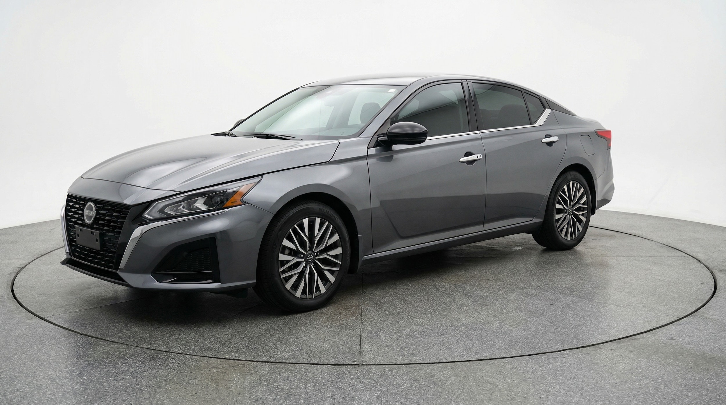 Thumbnail: 2025 Nissan Altima - 3