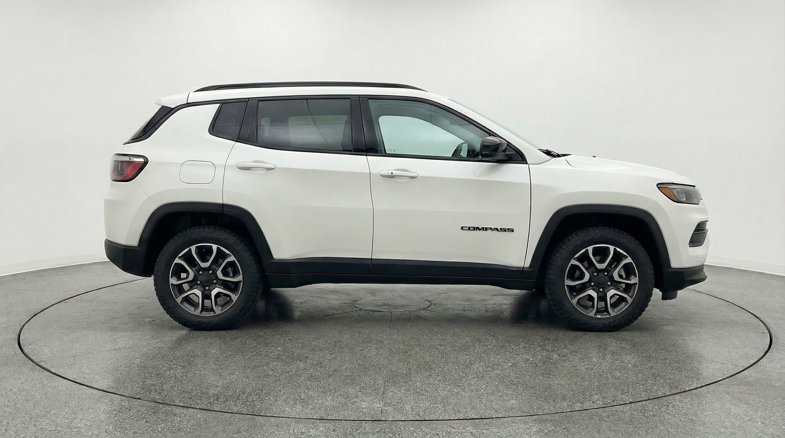 Thumbnail: 2025 Jeep Compass - 8