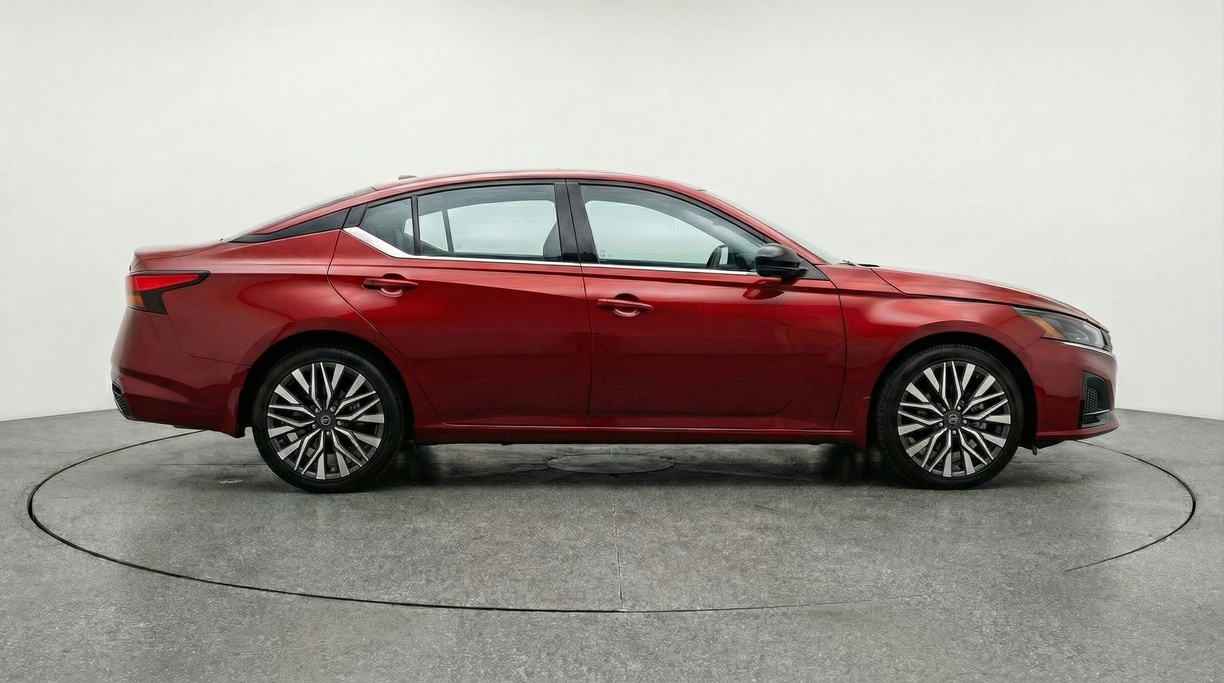 Thumbnail: 2025 Nissan Altima - 11