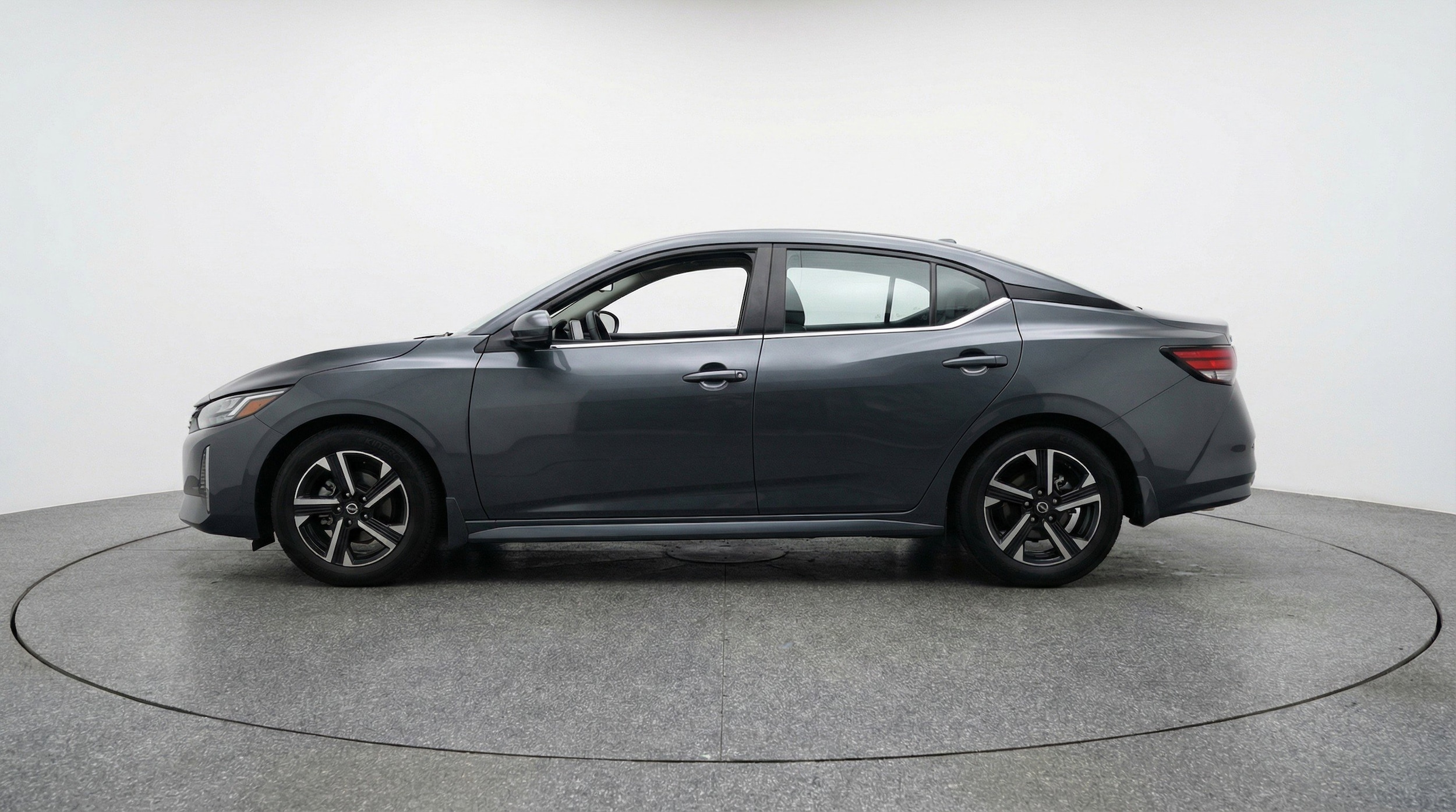 Thumbnail: 2025 Nissan Sentra - 5