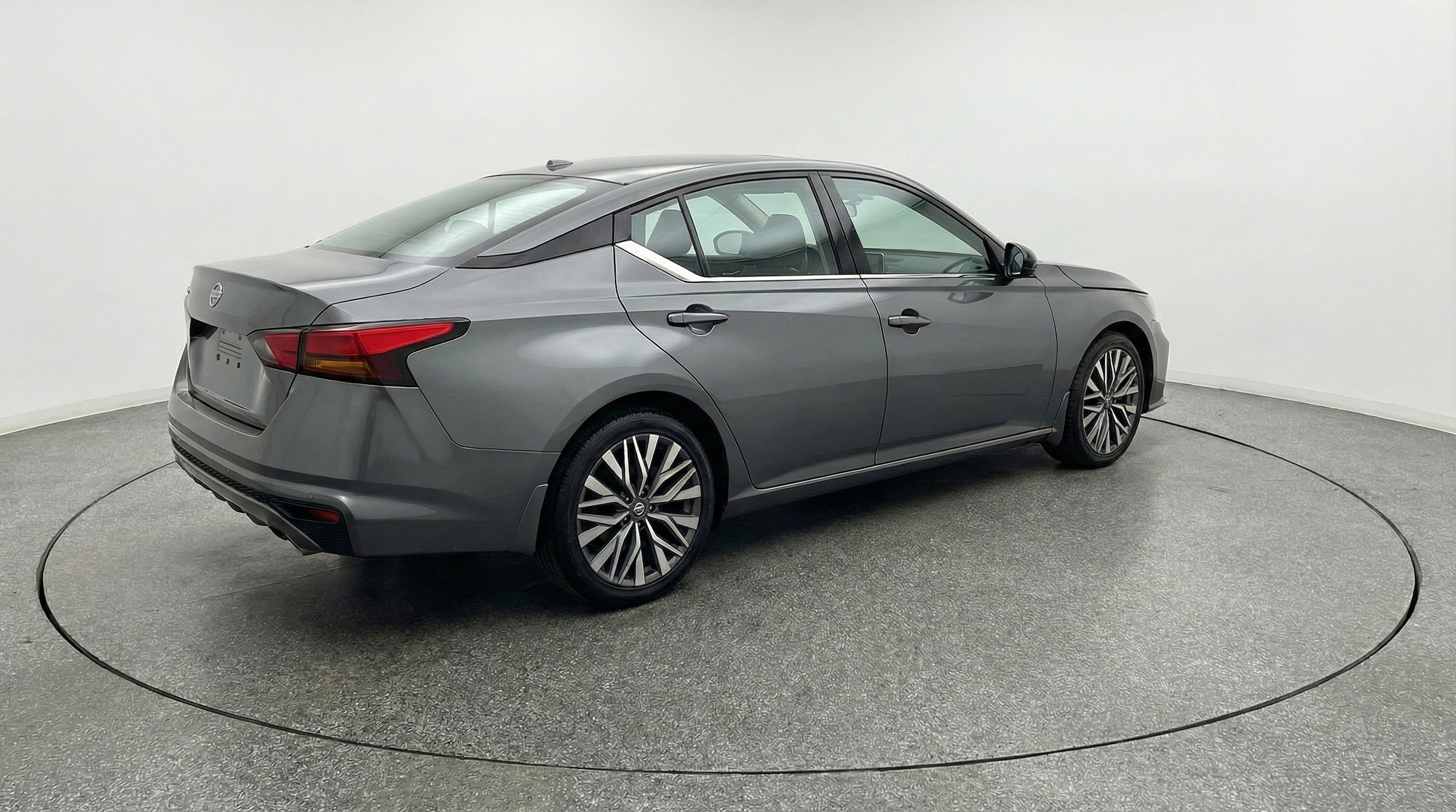 Thumbnail: 2025 Nissan Altima - 9