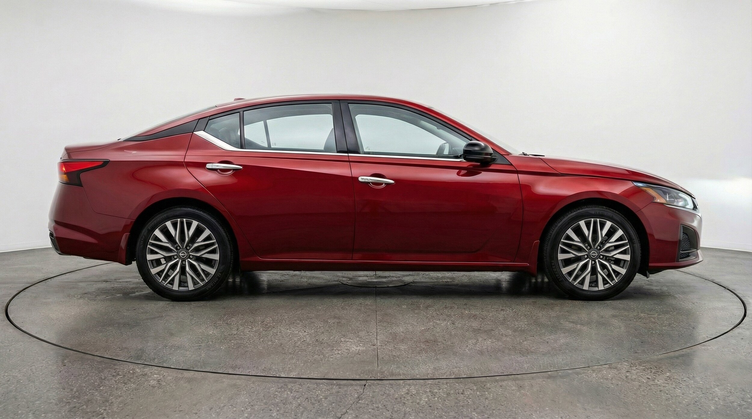 Thumbnail: 2025 Nissan Altima - 11