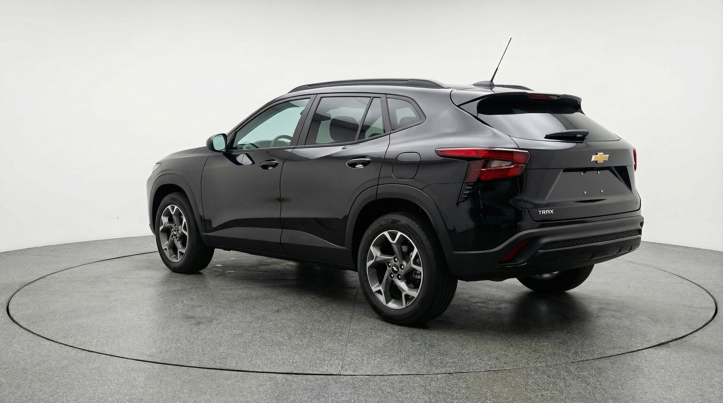 Thumbnail: 2025 Chevrolet Trax - 6