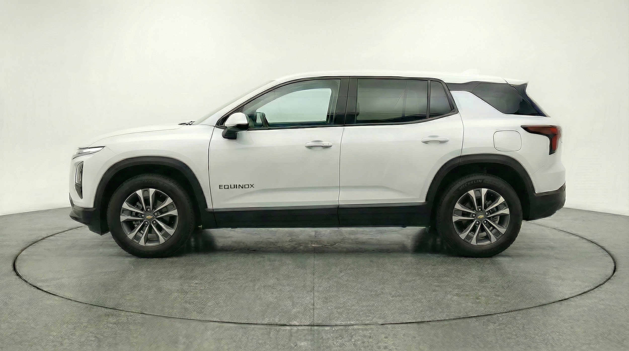 Thumbnail: 2025 Chevrolet Equinox - 4