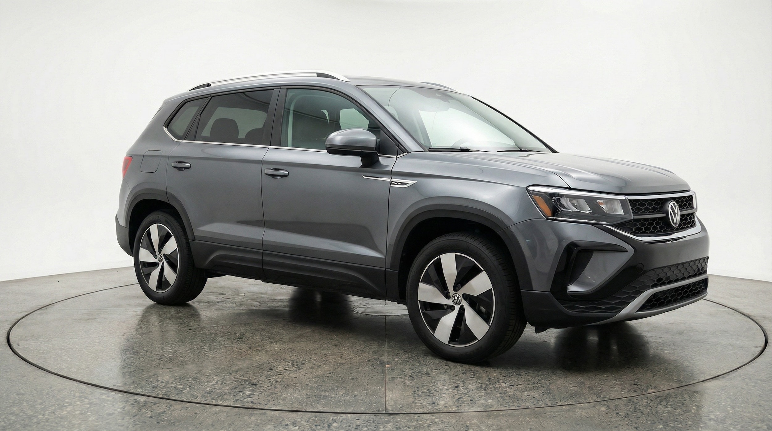 Thumbnail: 2025 Volkswagen Taos - 1