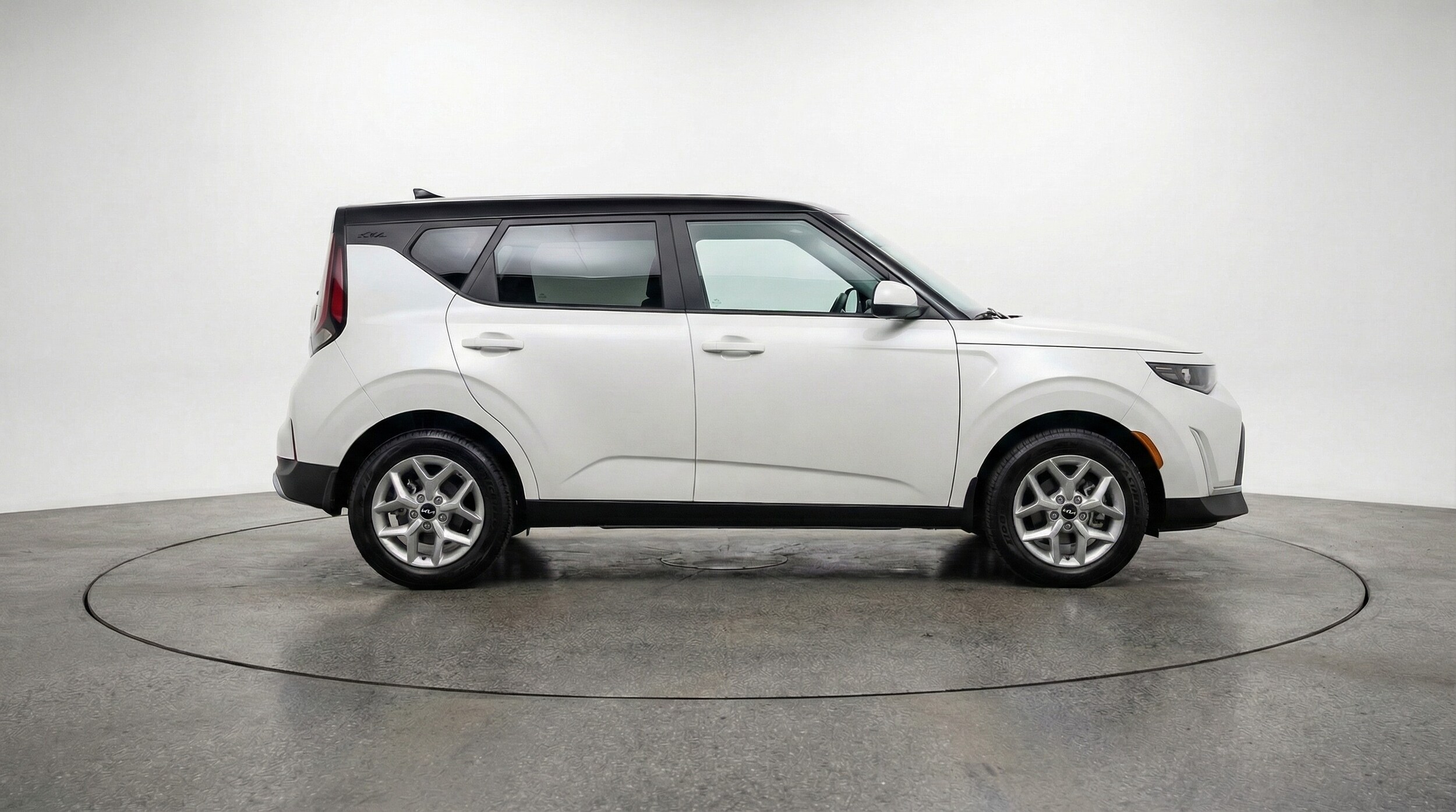 Thumbnail: 2025 Kia Soul - 8