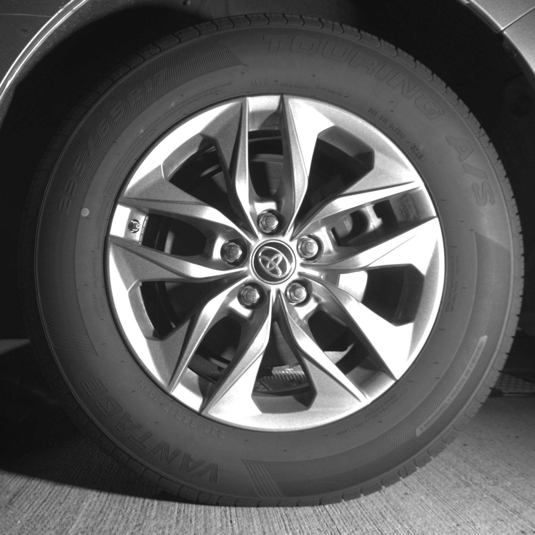 Thumbnail: 2024 Toyota Sienna - 14