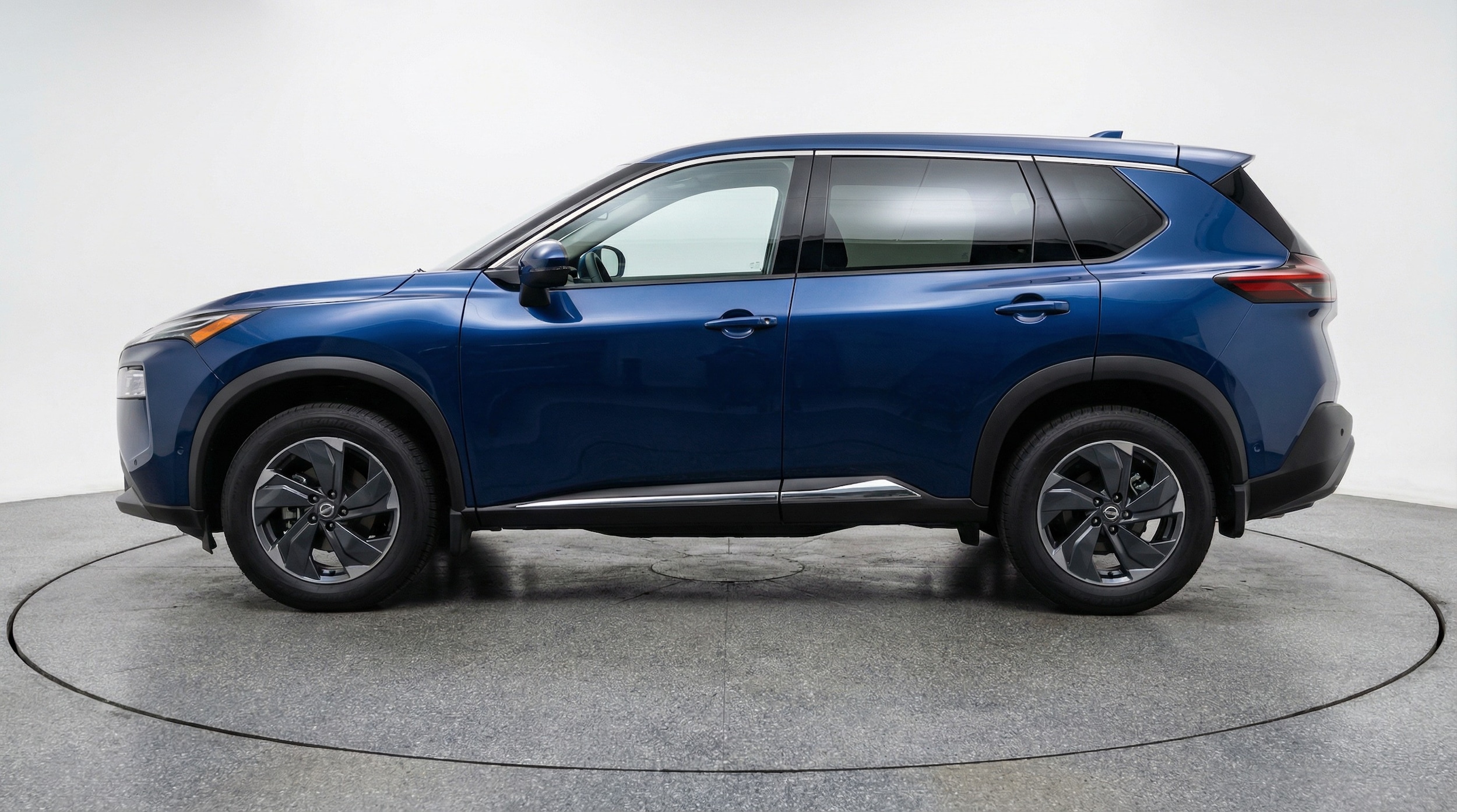 Thumbnail: 2025 Nissan Rogue - 4