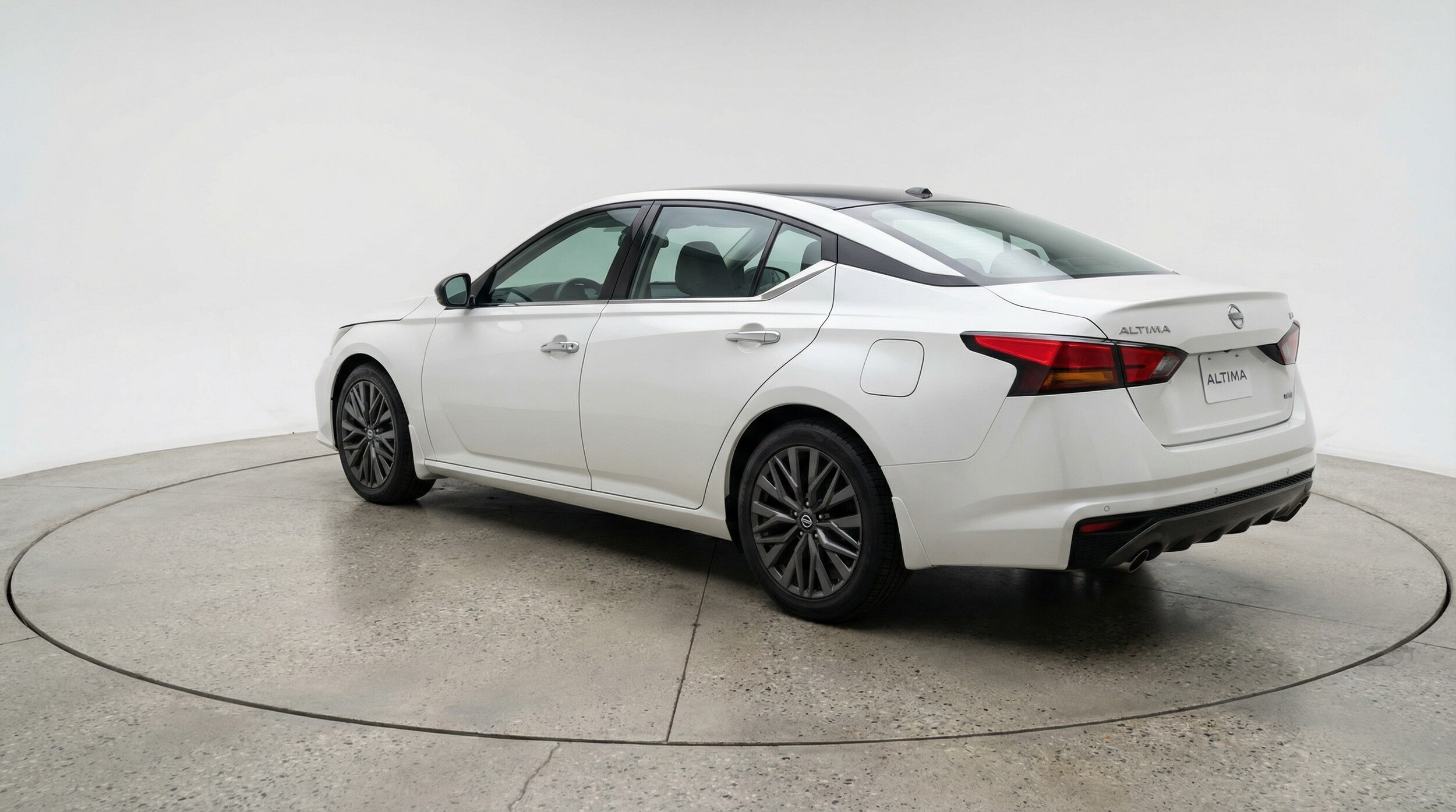 Thumbnail: 2025 Nissan Altima - 5