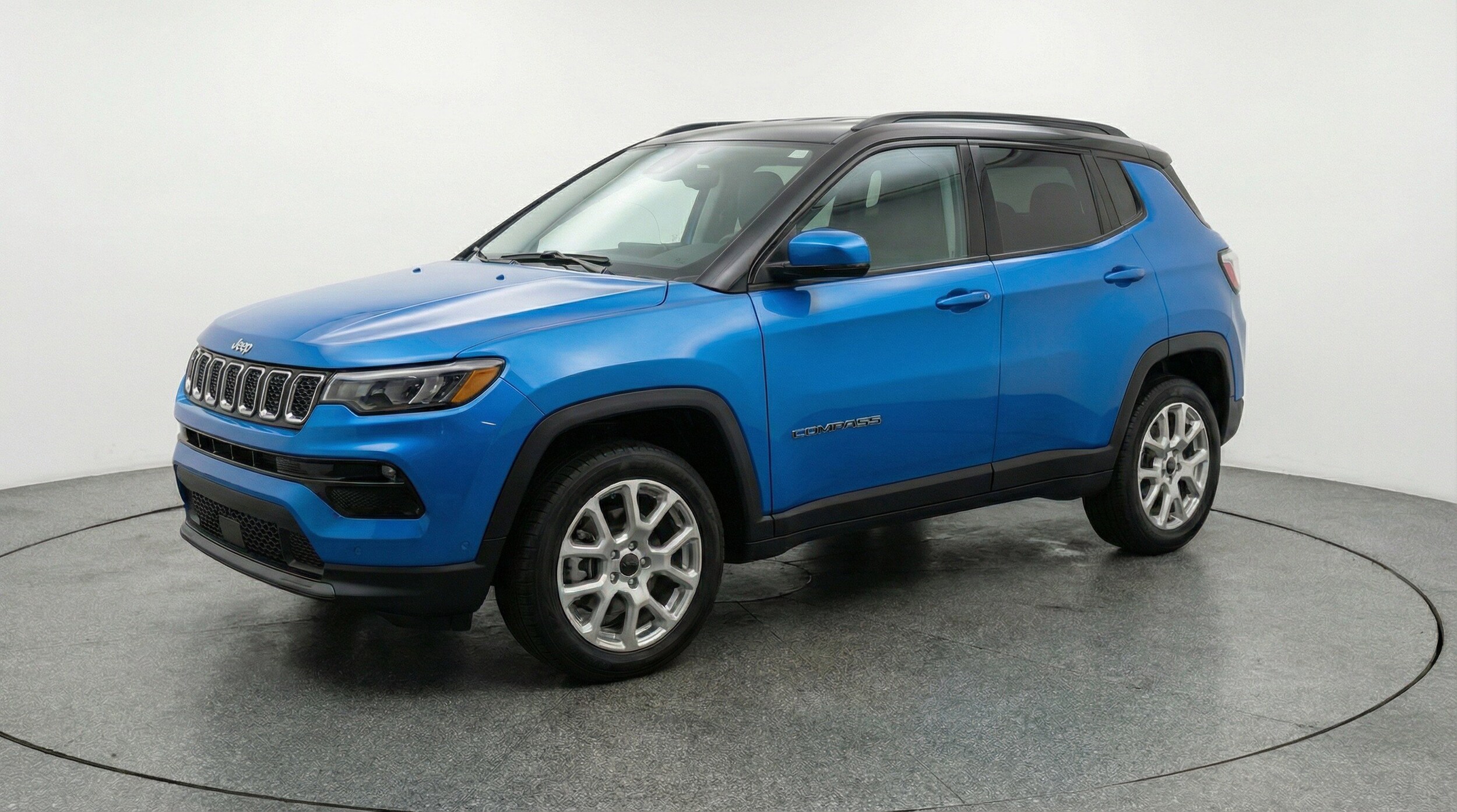 Thumbnail: 2025 Jeep Compass - 3