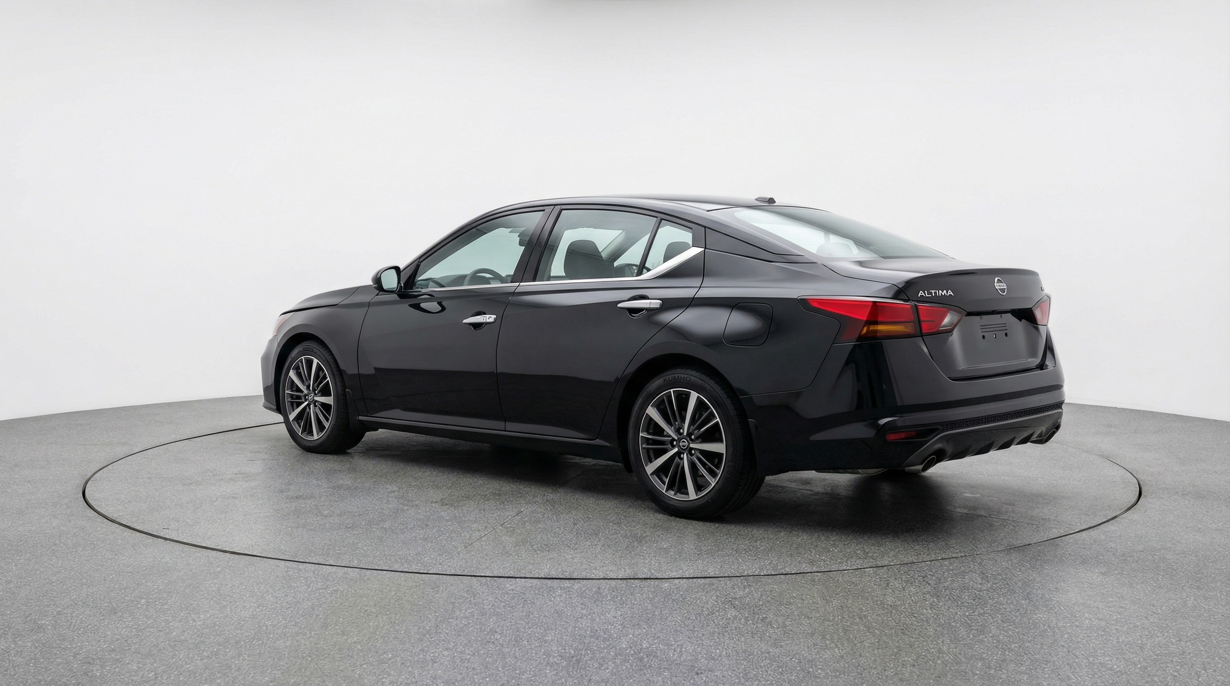 Thumbnail: 2025 Nissan Altima - 5