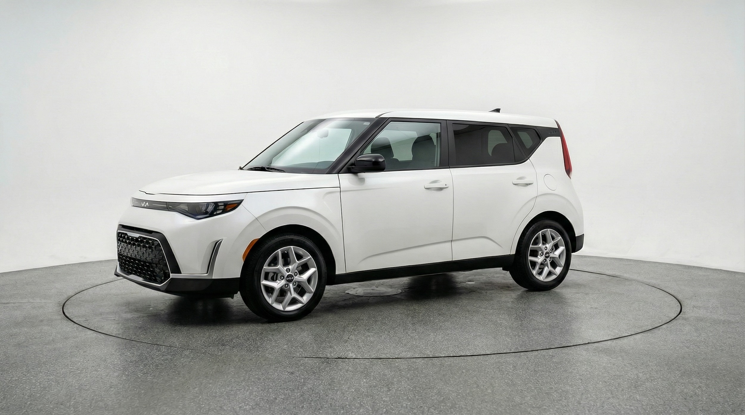 Thumbnail: 2025 Kia Soul - 3