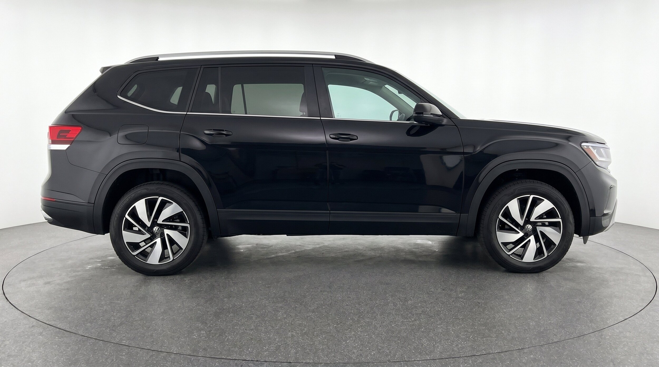 Thumbnail: 2026 Volkswagen Atlas - 11
