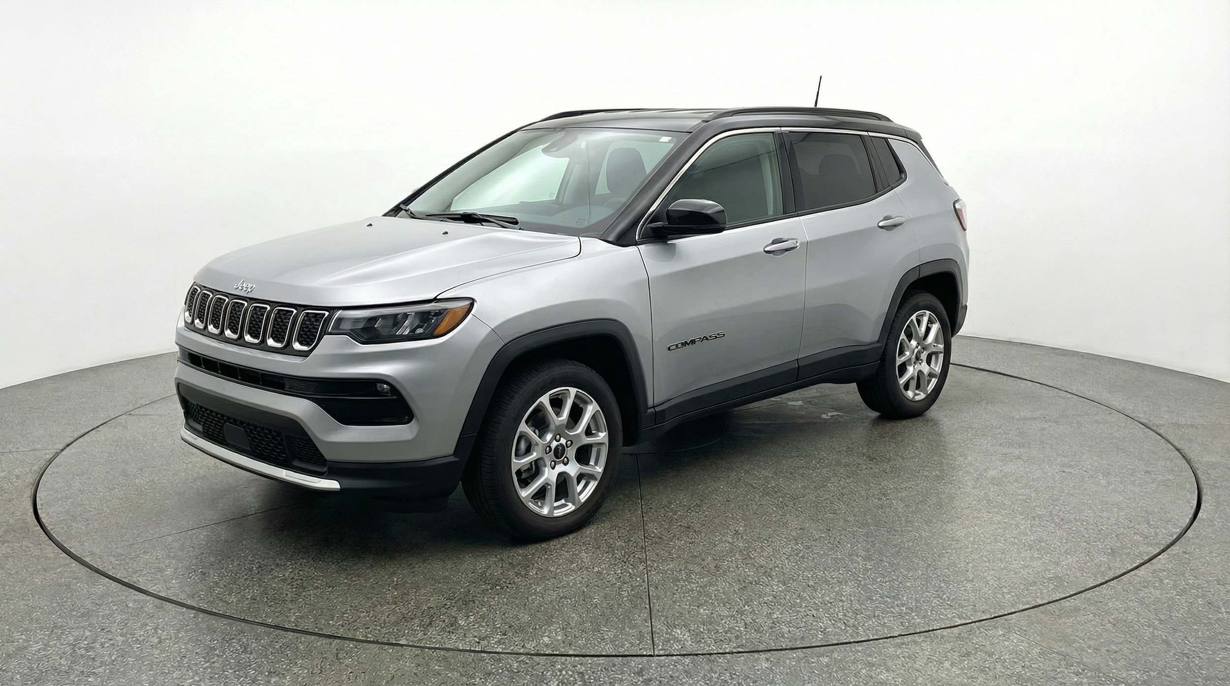 Thumbnail: 2025 Jeep Compass - 3